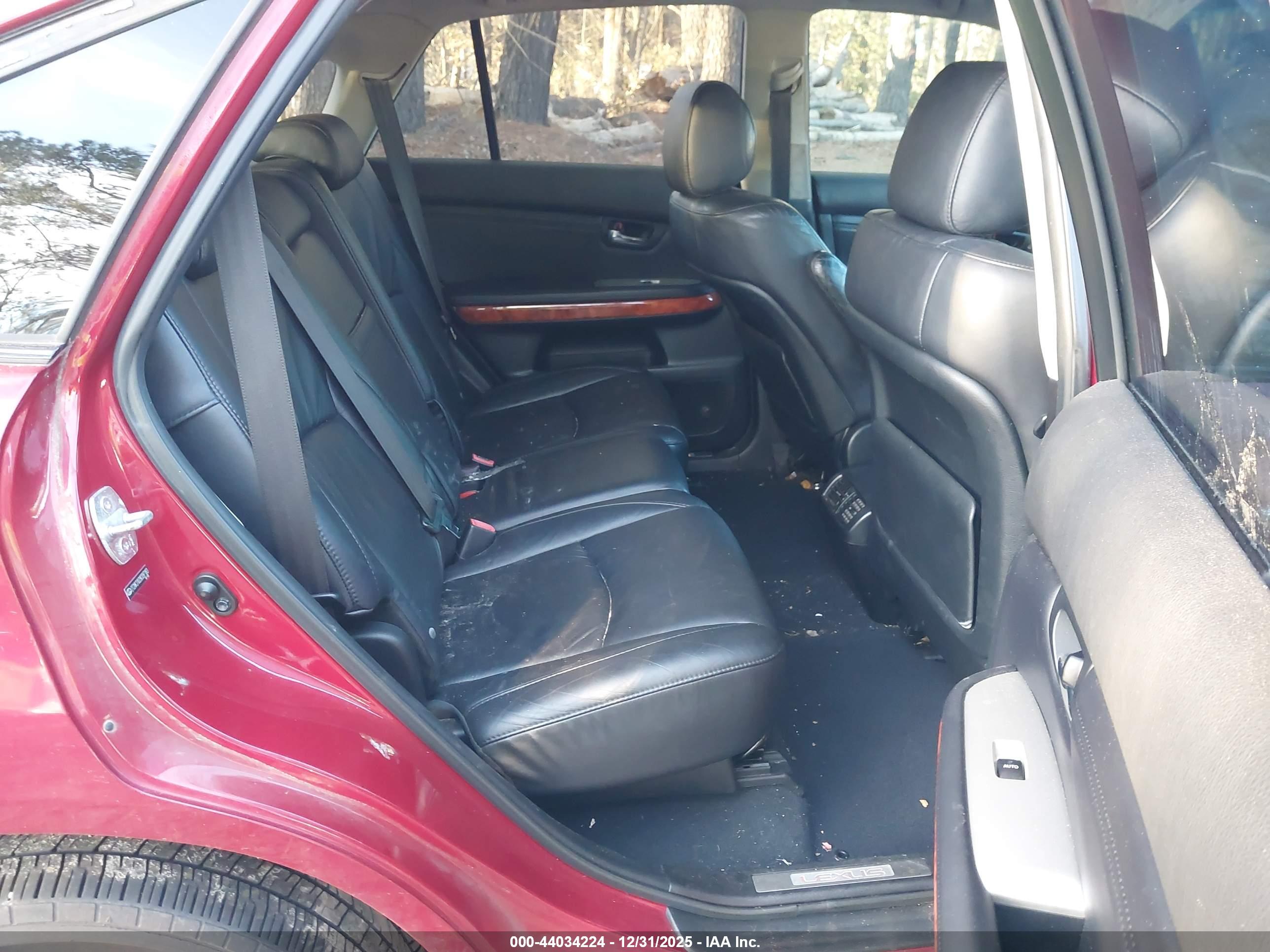 LEXUS RX image 8
