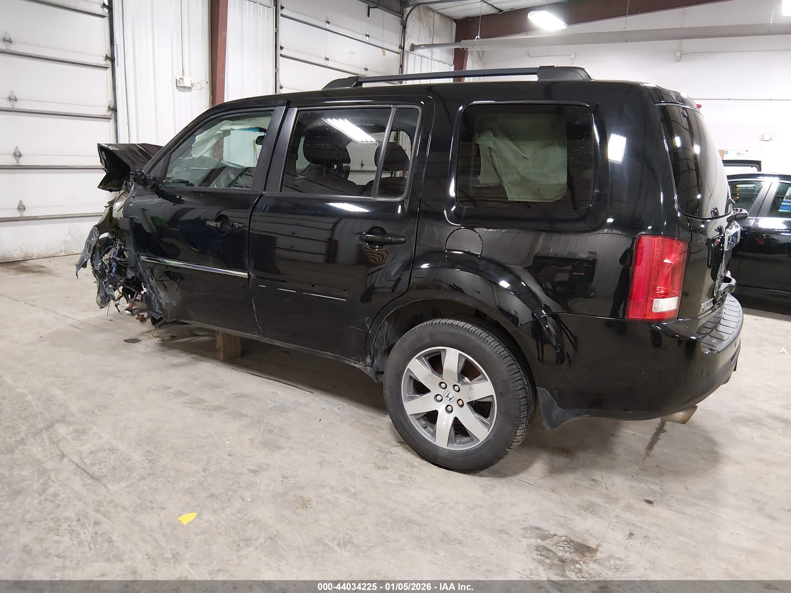 HONDA PILOT image 3
