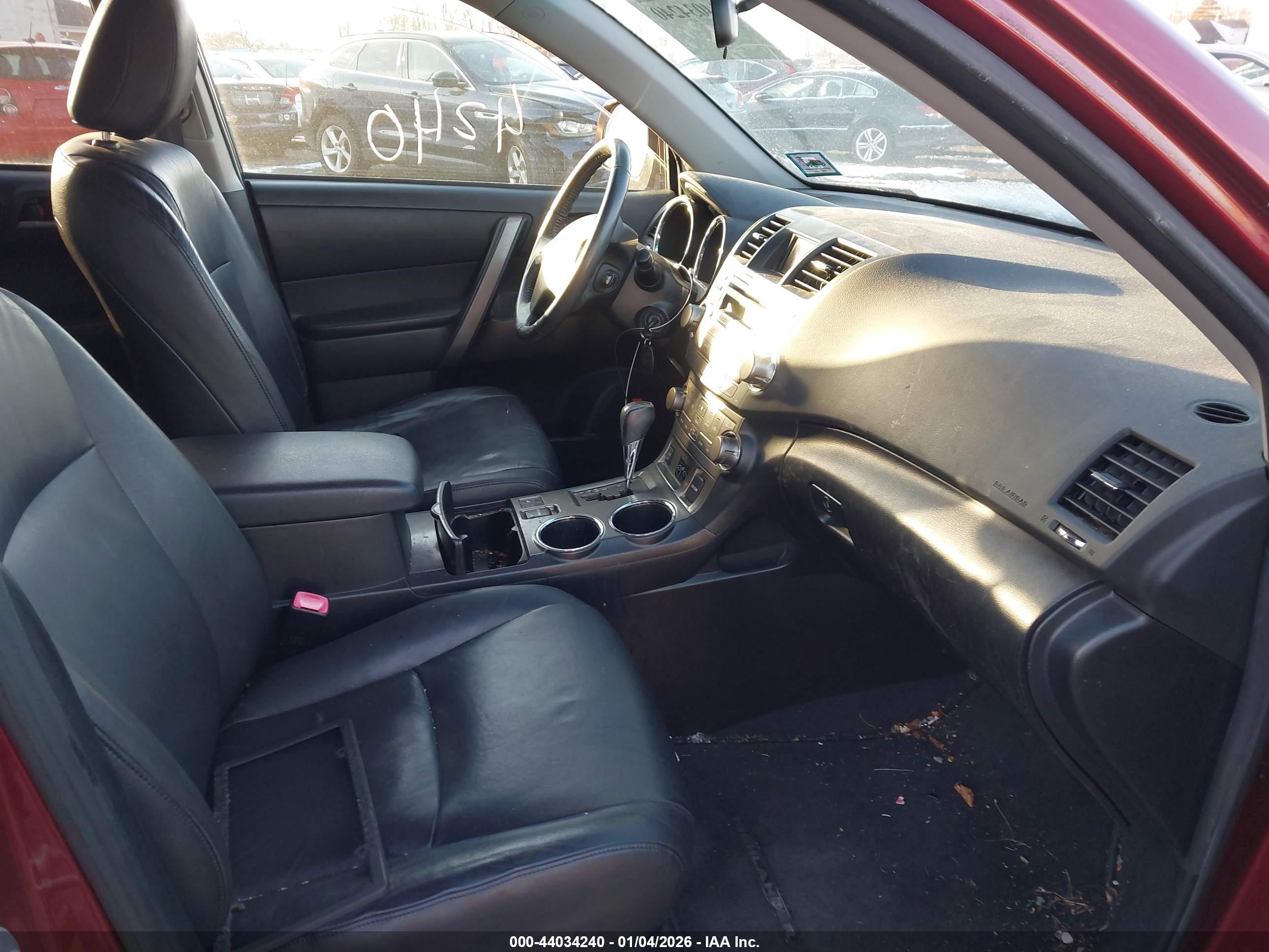 TOYOTA HIGHLANDER image 5