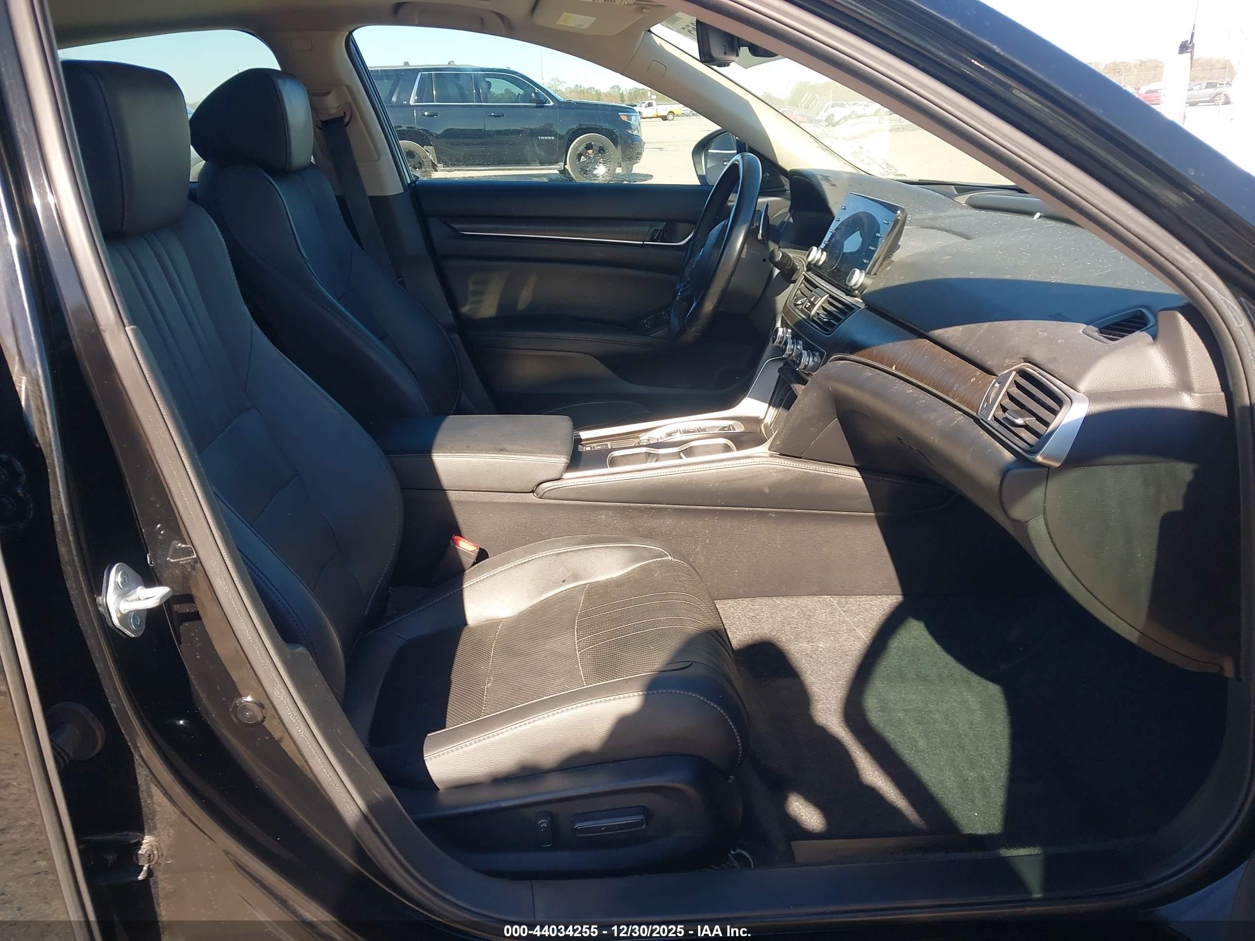 HONDA ACCORD image 5