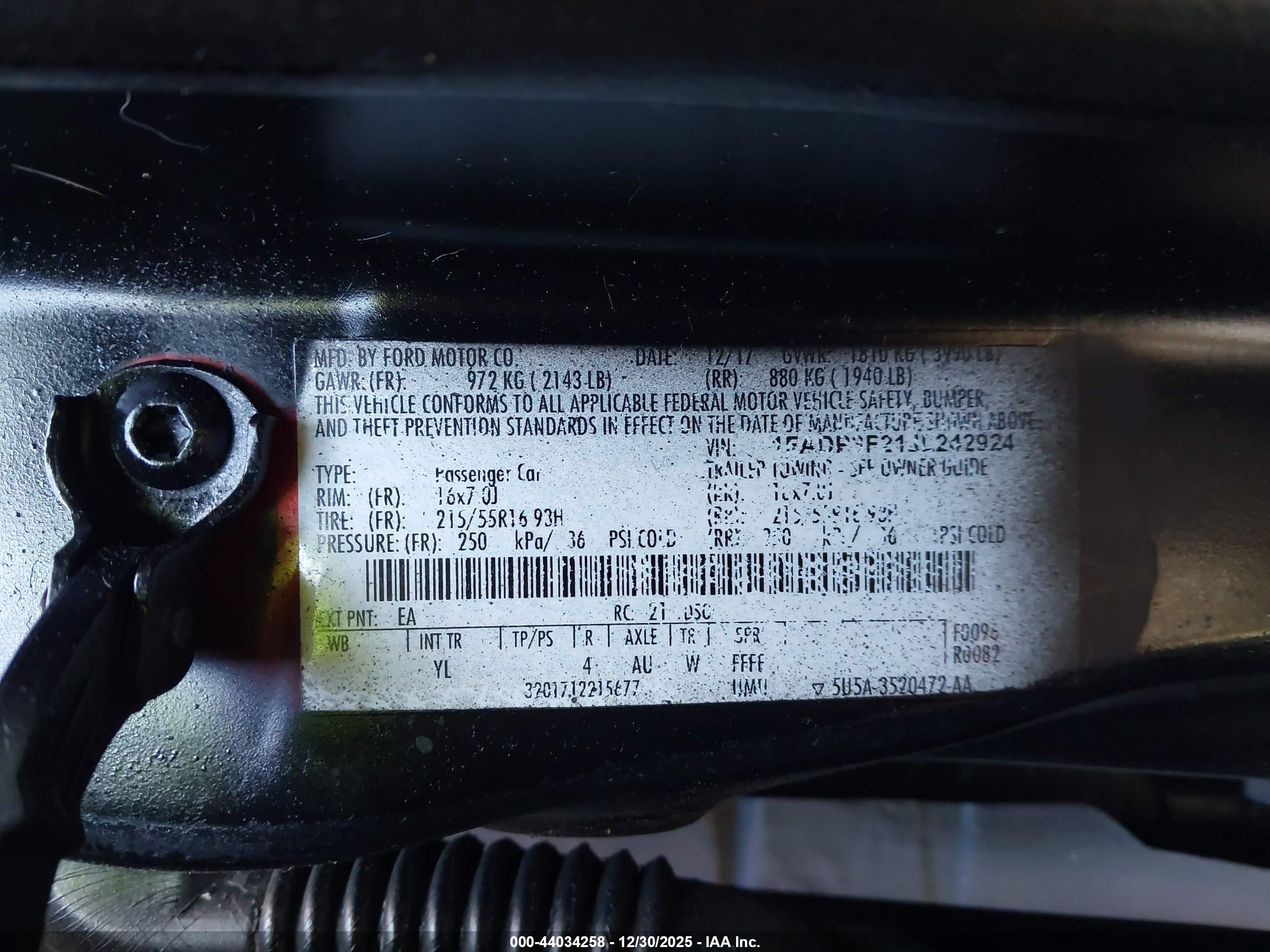 FORD FOCUS image 9