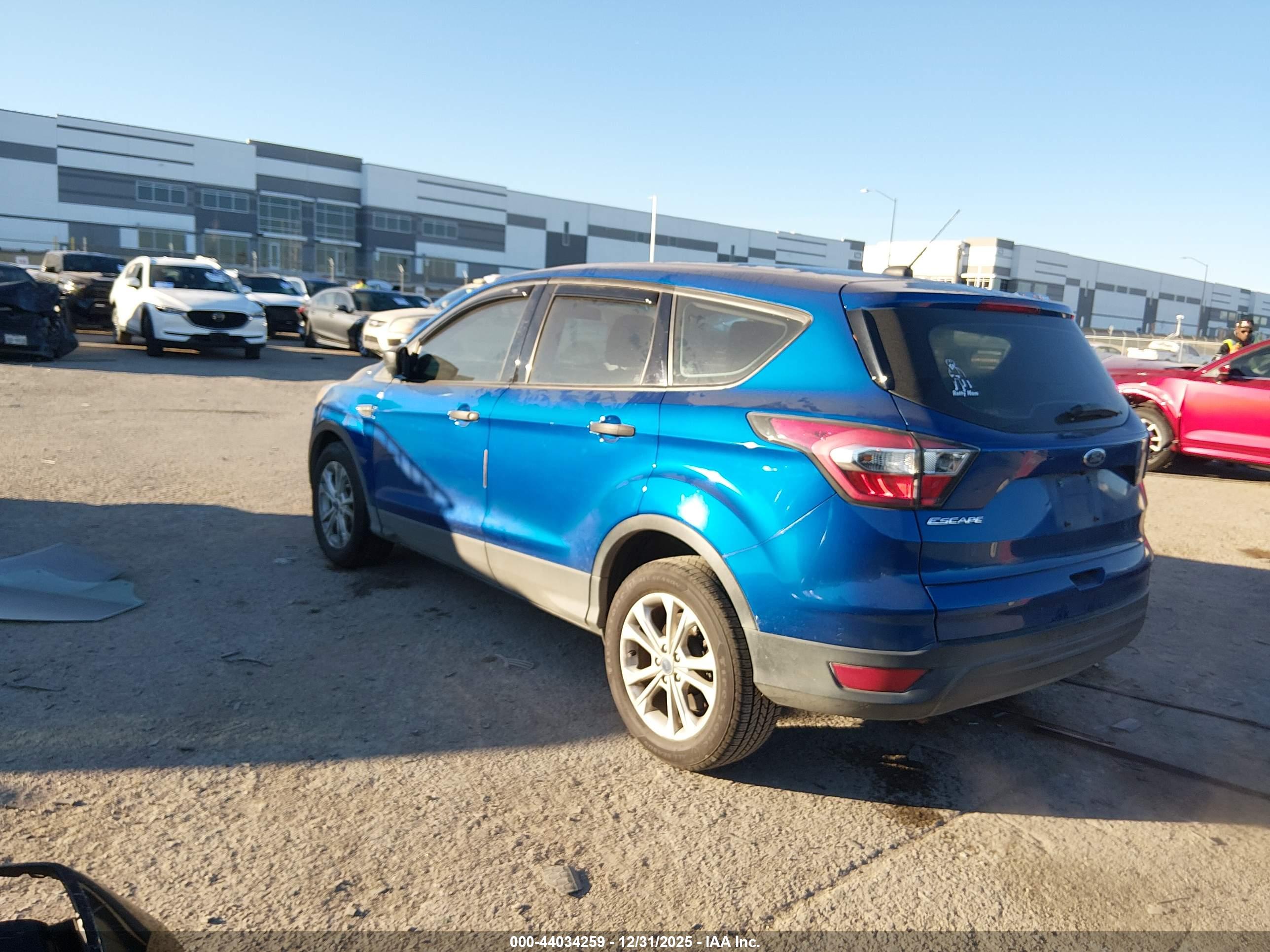FORD ESCAPE image 3