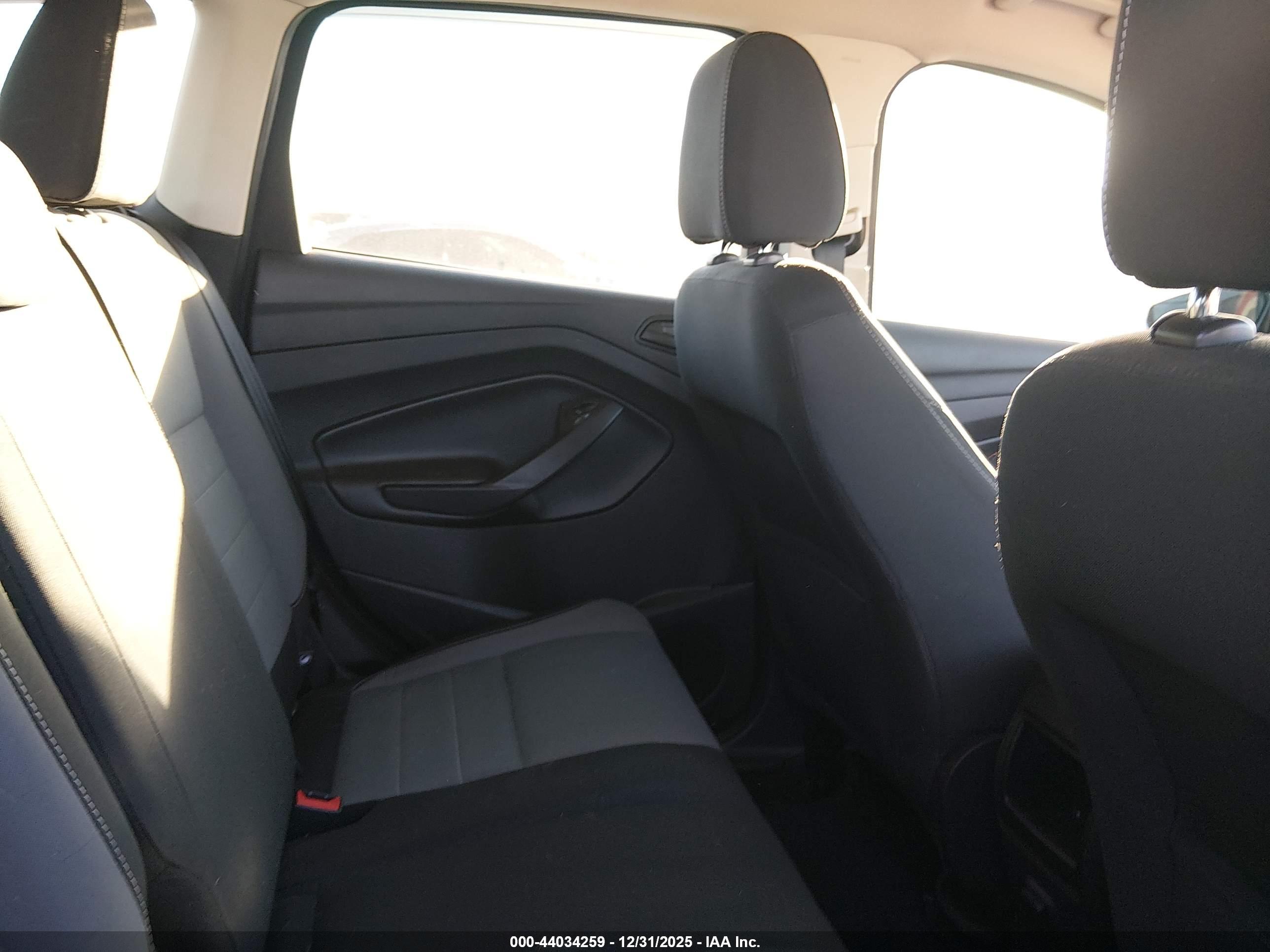 FORD ESCAPE image 8