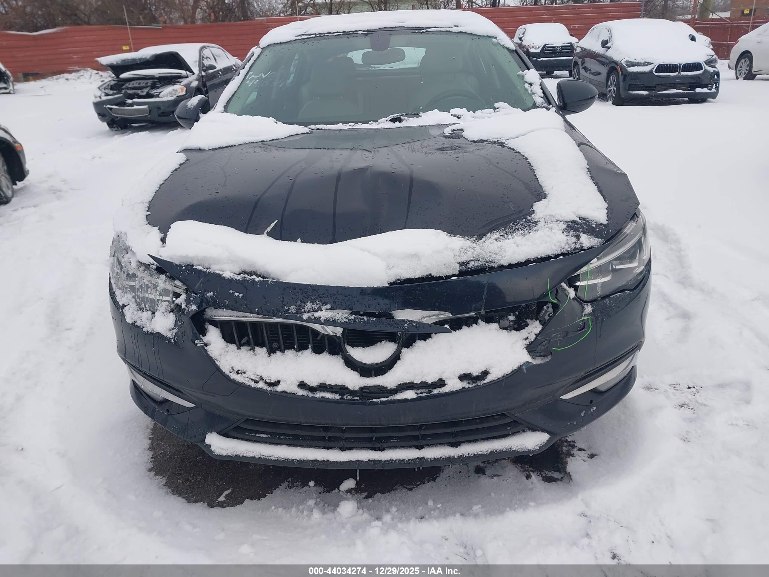 BUICK REGAL image 6