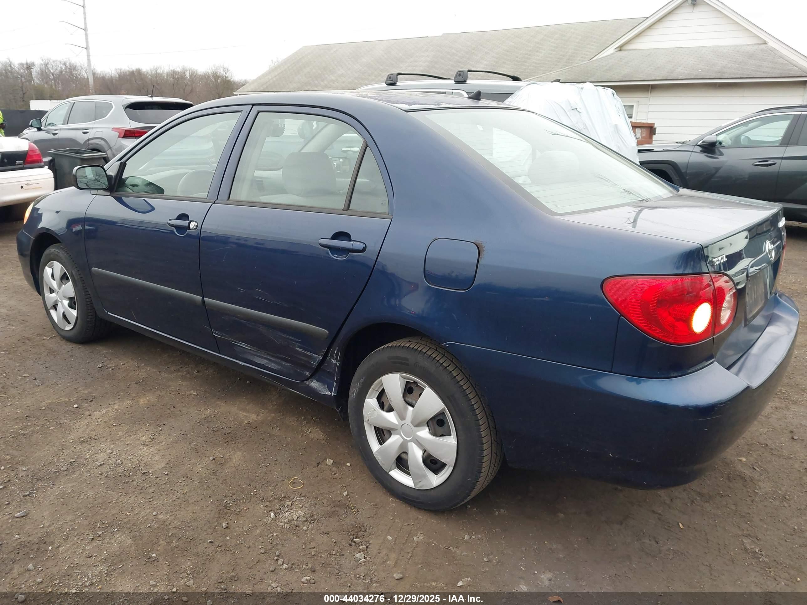 TOYOTA COROLLA image 3
