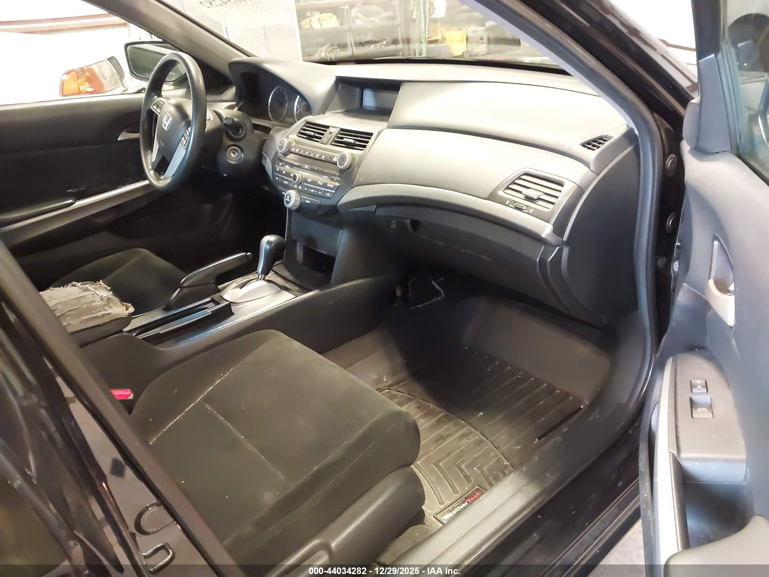 HONDA ACCORD image 5