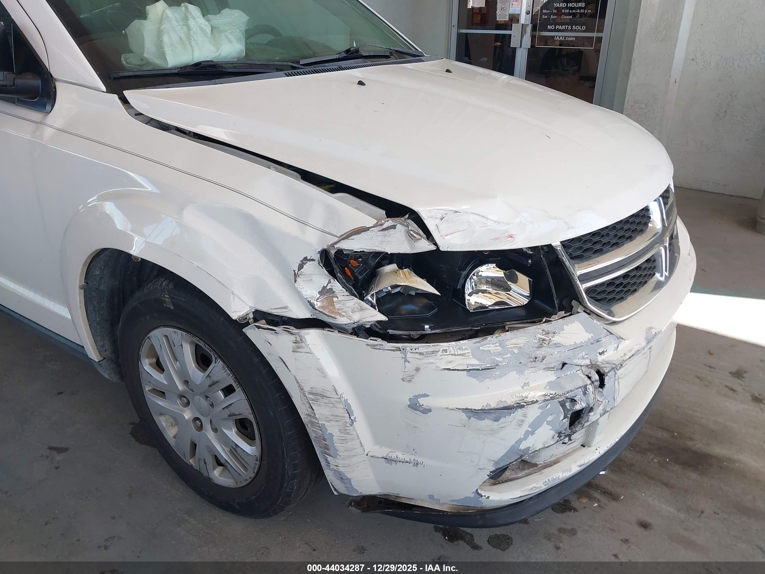 DODGE JOURNEY image 6