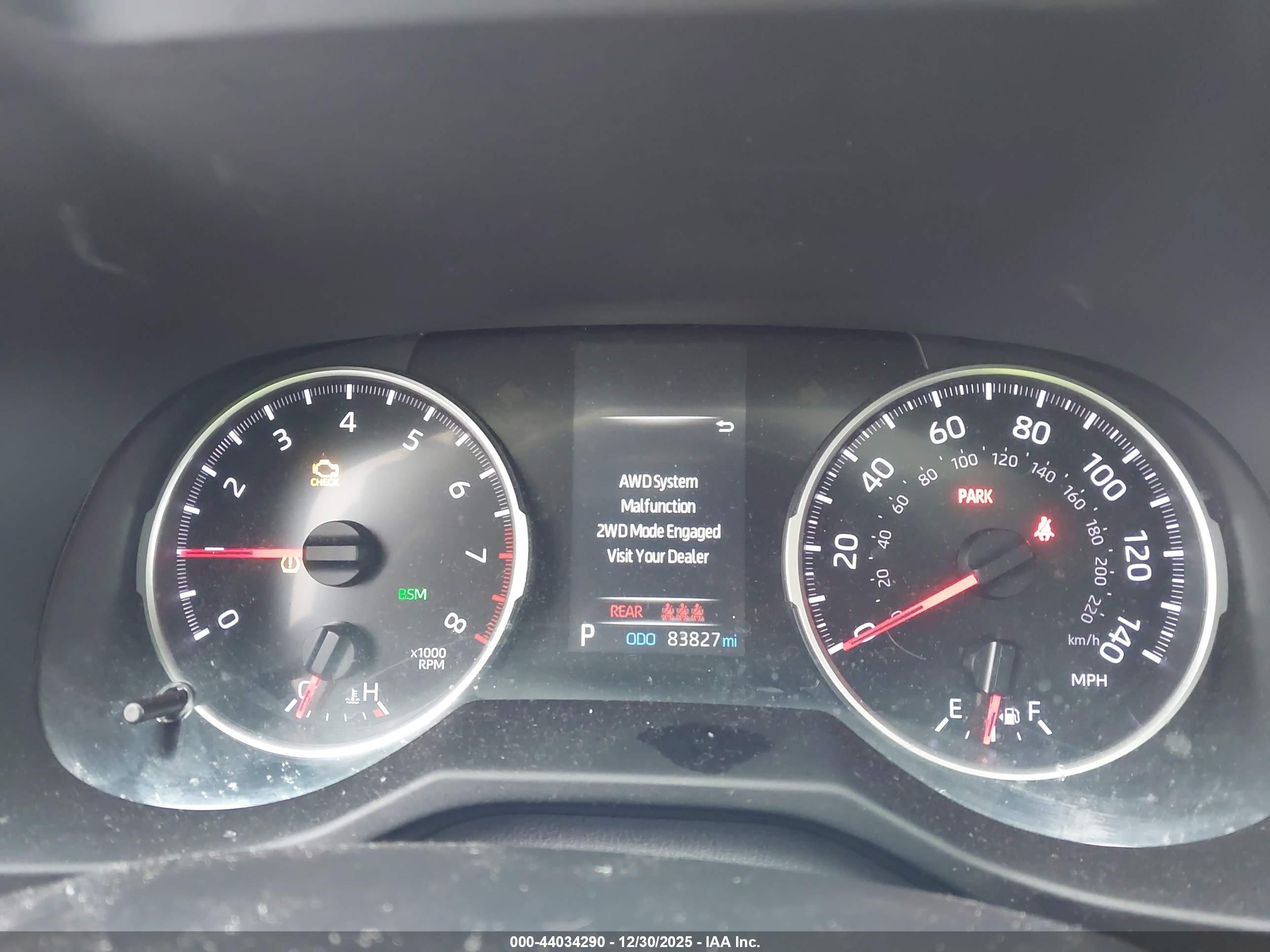 TOYOTA RAV4 image 7