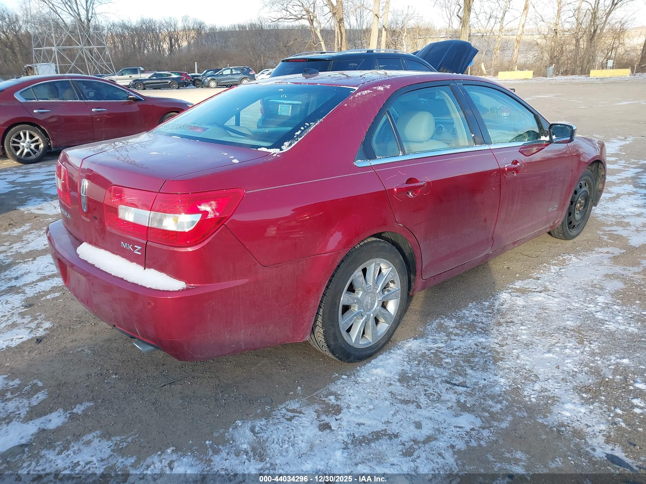 LINCOLN MKZ image 4