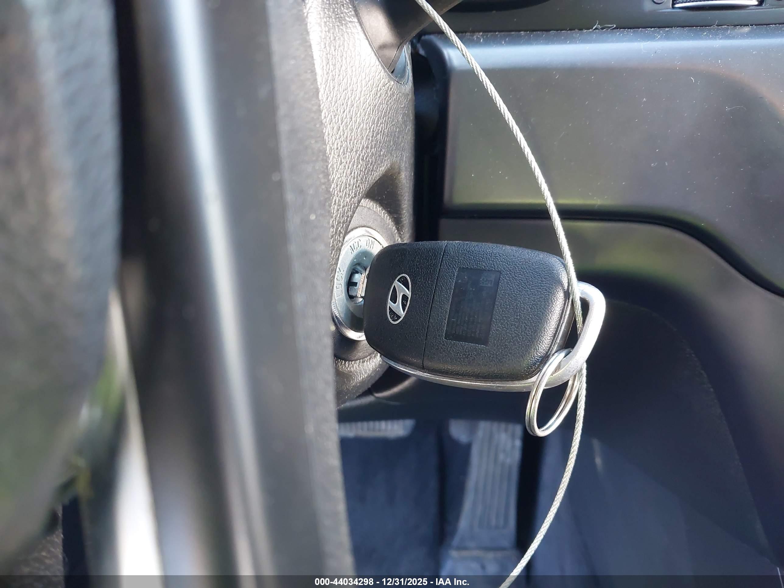 HYUNDAI SONATA image 11