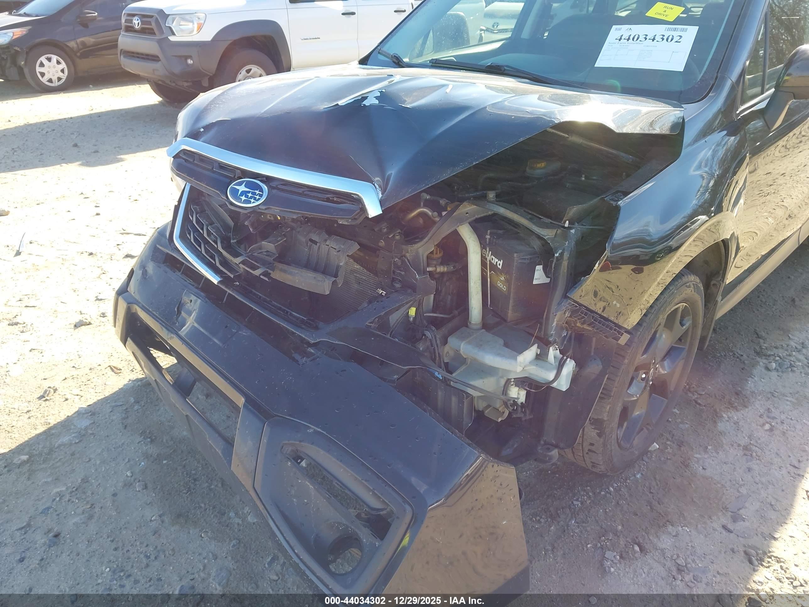 SUBARU FORESTER image 6