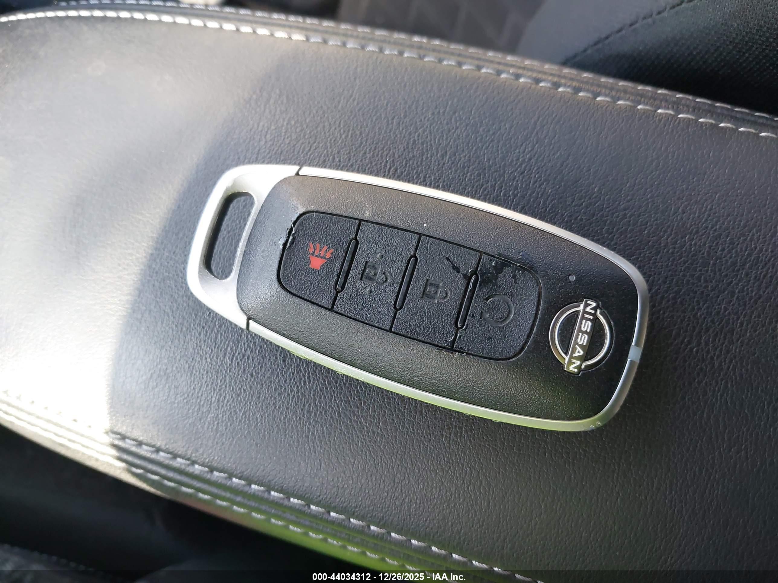 NISSAN KICKS image 11