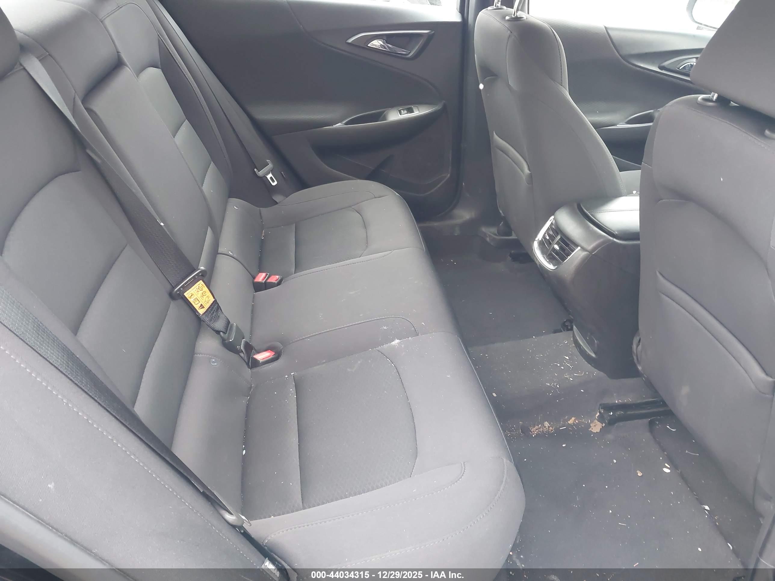 CHEVROLET MALIBU image 8