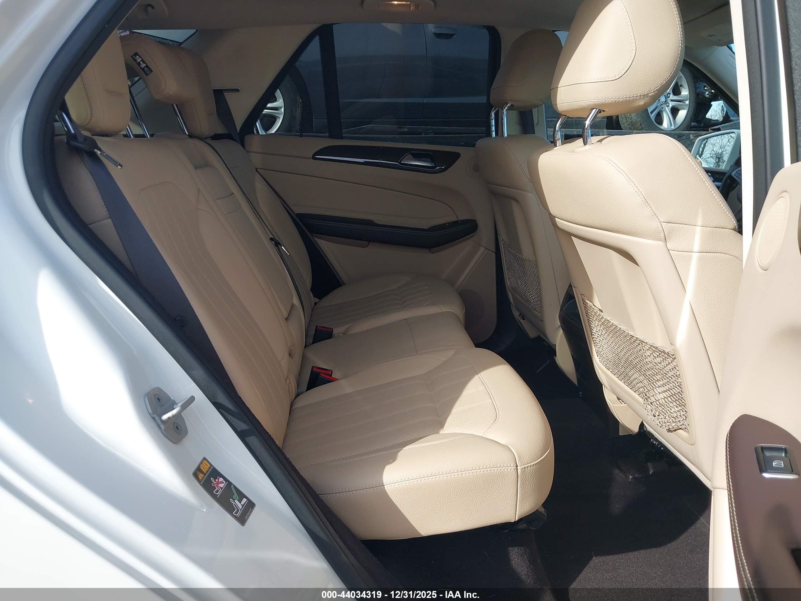 MERCEDES-BENZ GLE image 8
