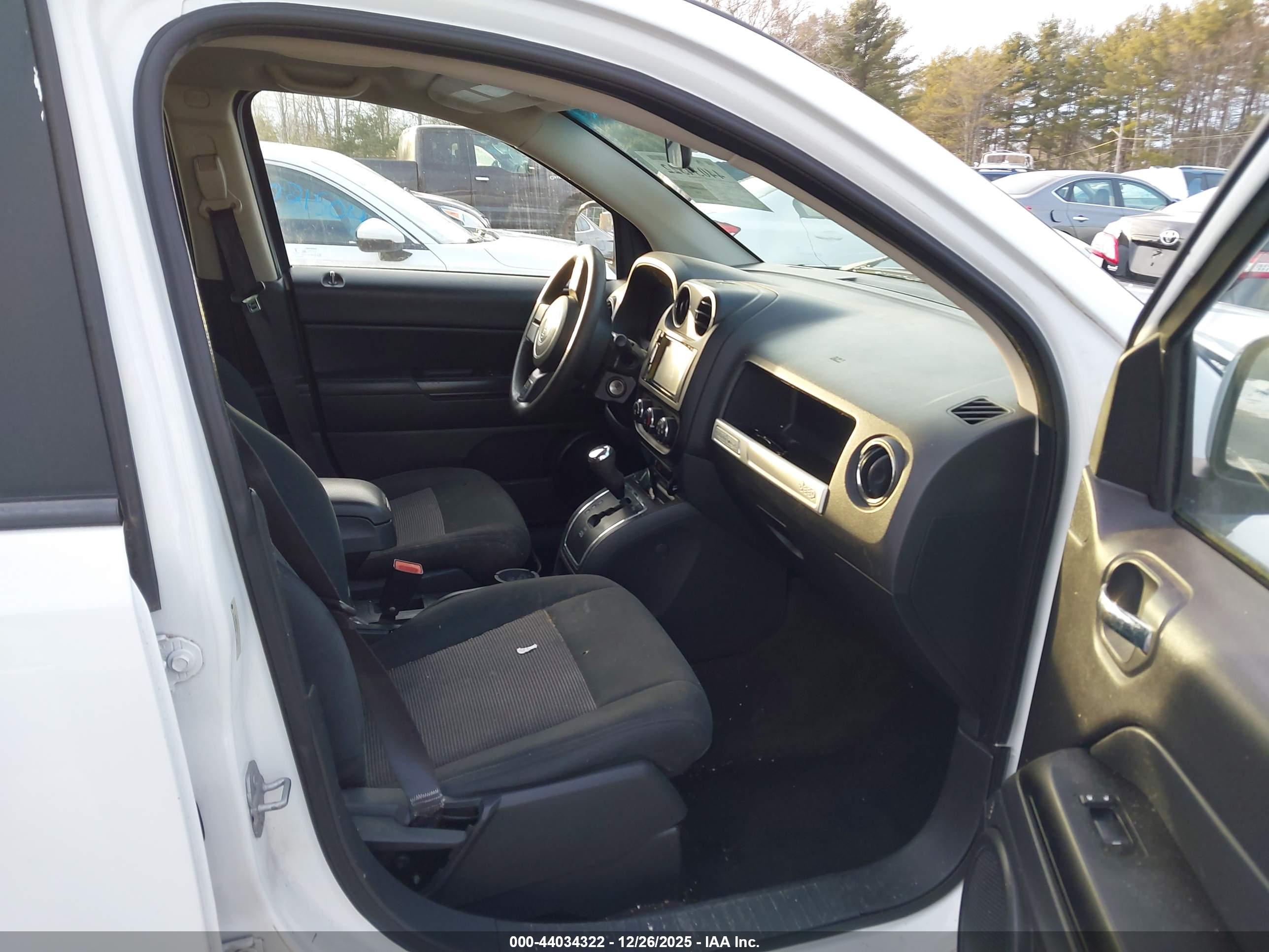 JEEP COMPASS image 5
