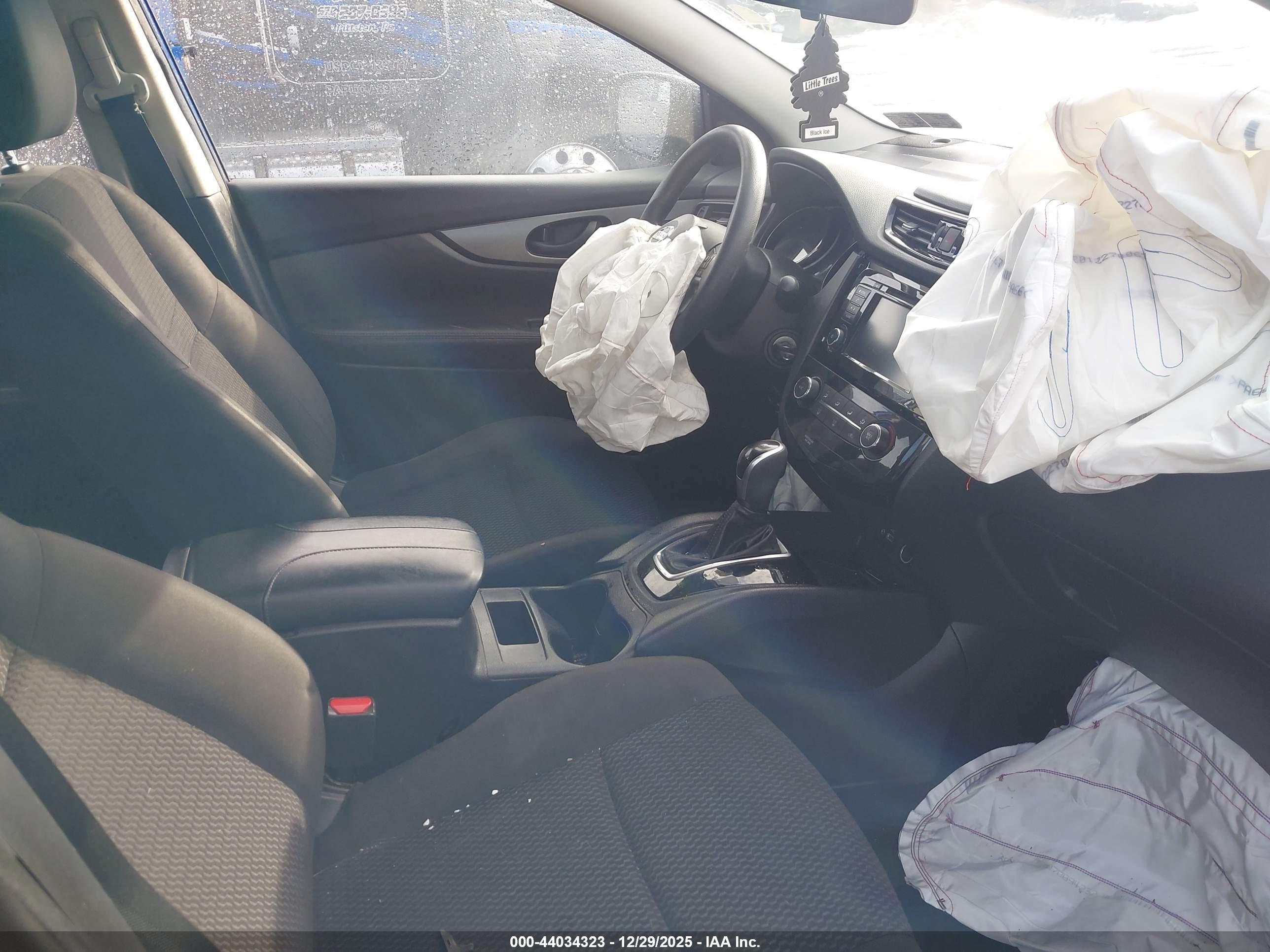 NISSAN ROGUE image 5