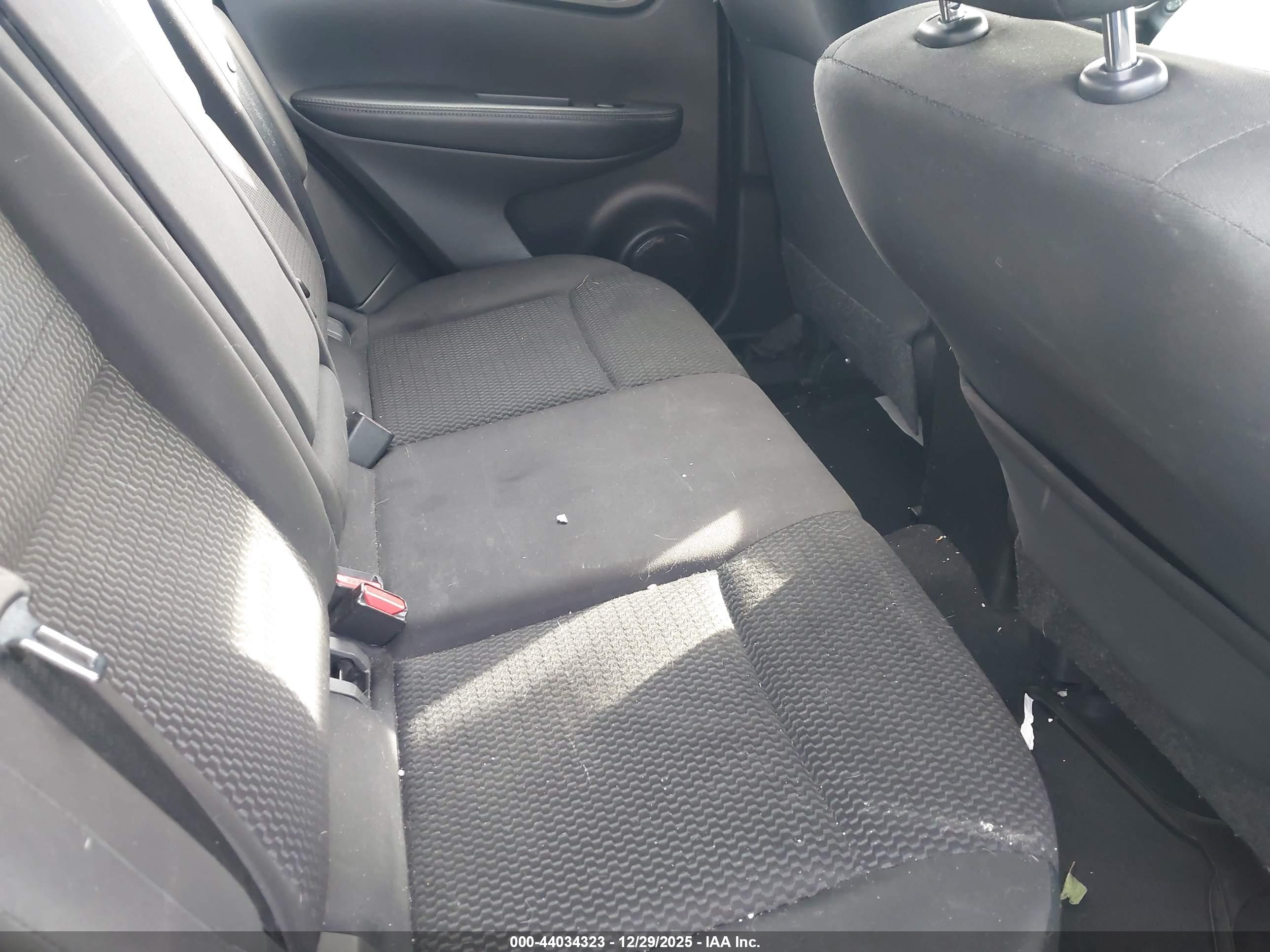 NISSAN ROGUE image 8