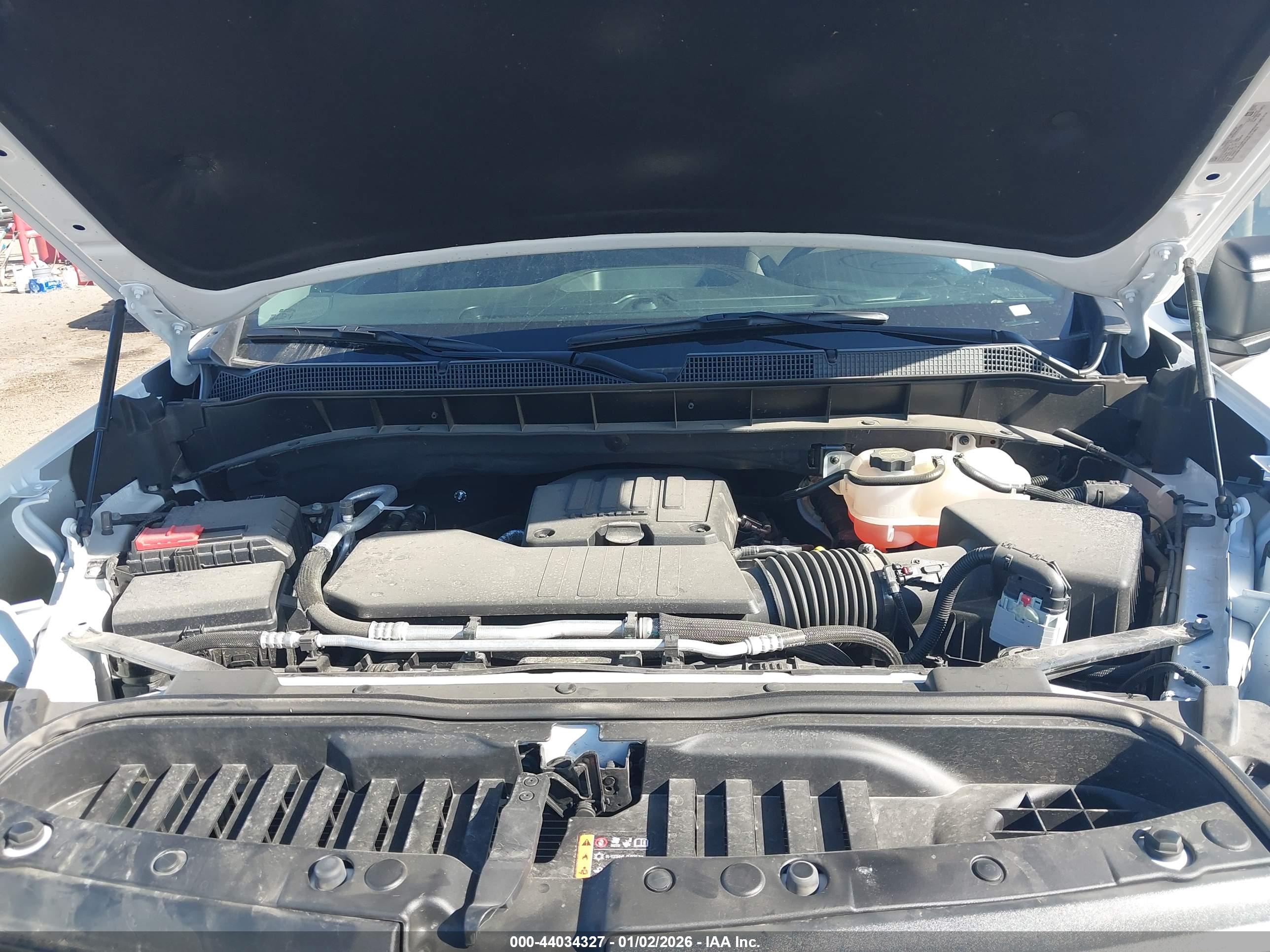 CHEVROLET SILVERADO image 10