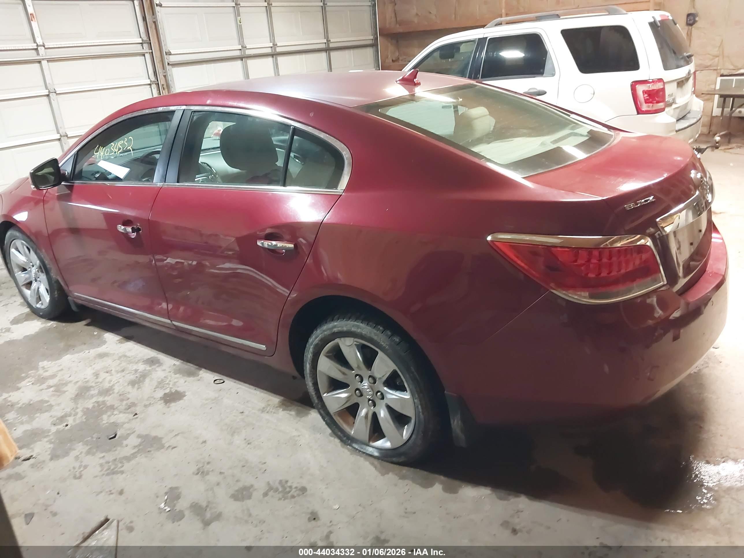 BUICK LACROSSE image 3