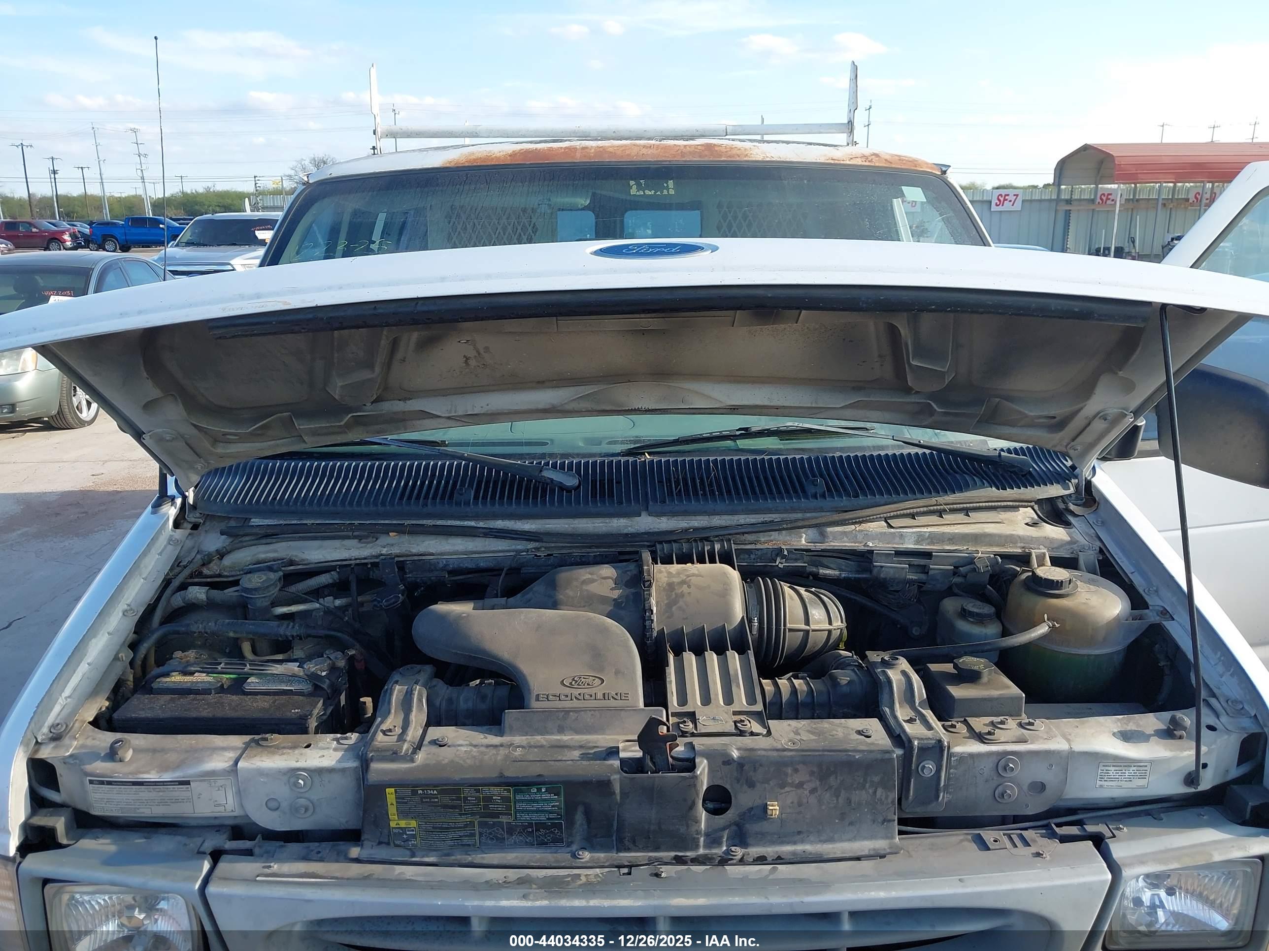 FORD E-350 image 10
