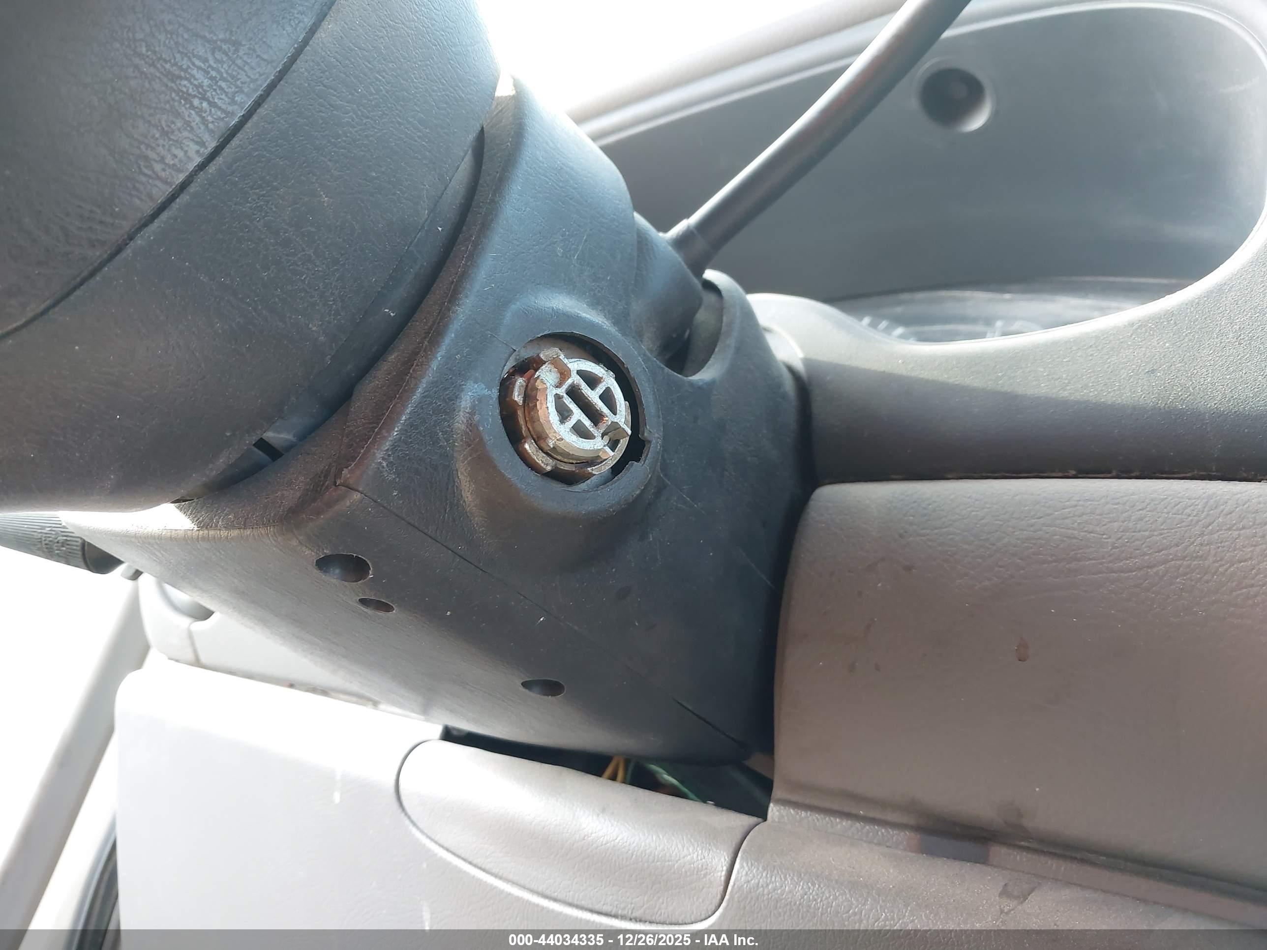 FORD E-350 image 6