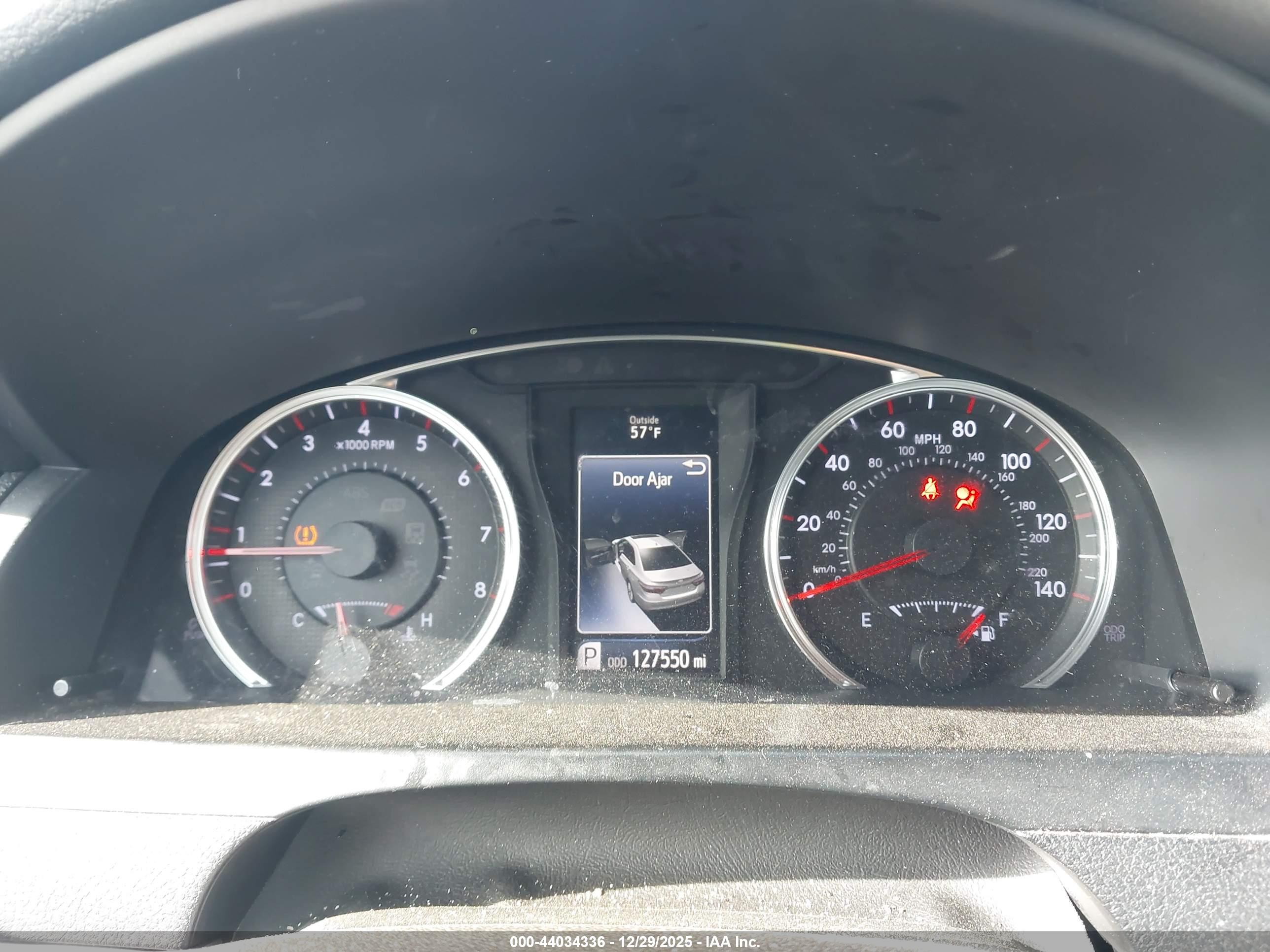 TOYOTA CAMRY image 7