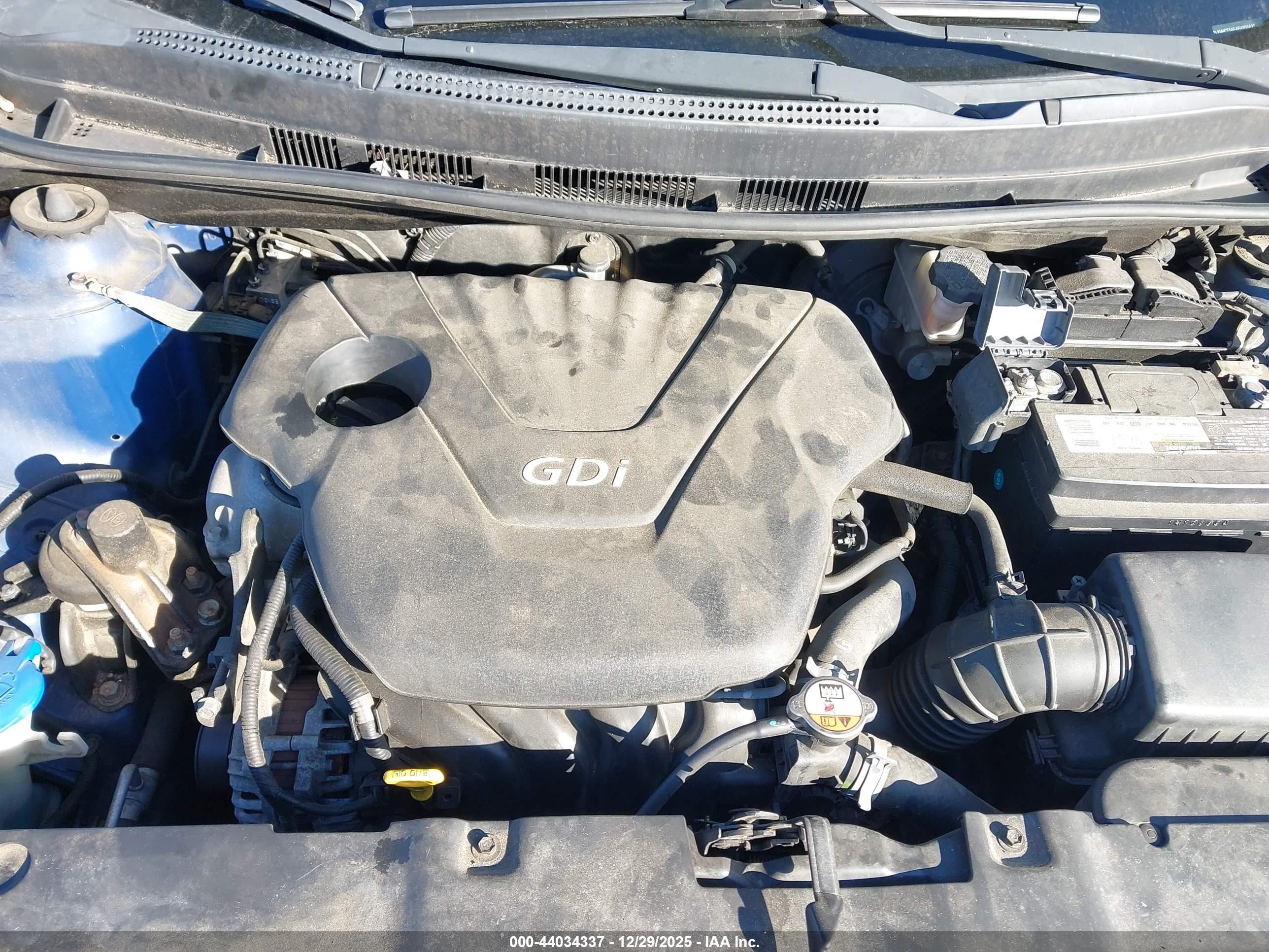 HYUNDAI ACCENT image 10