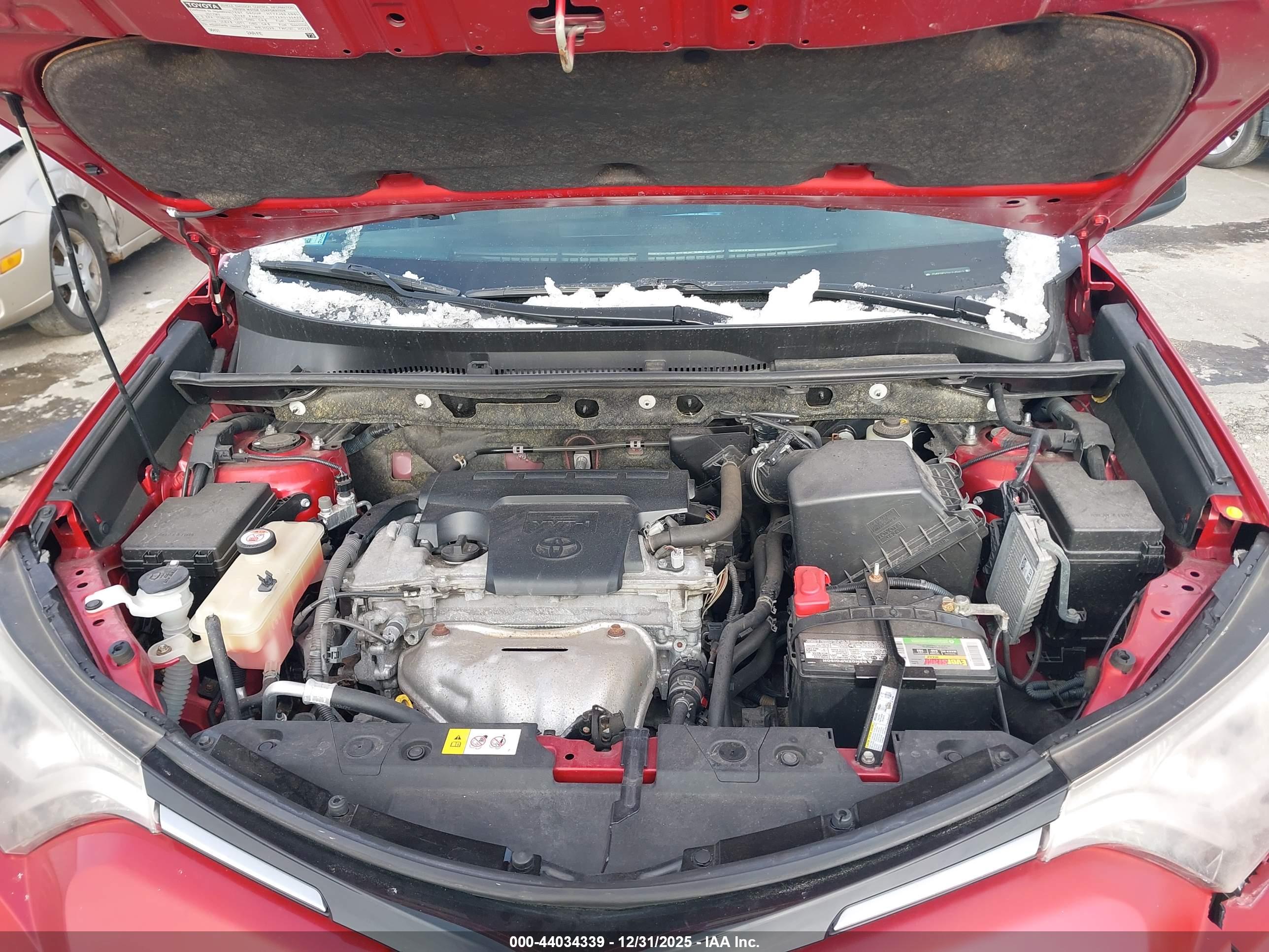 TOYOTA RAV4 image 10