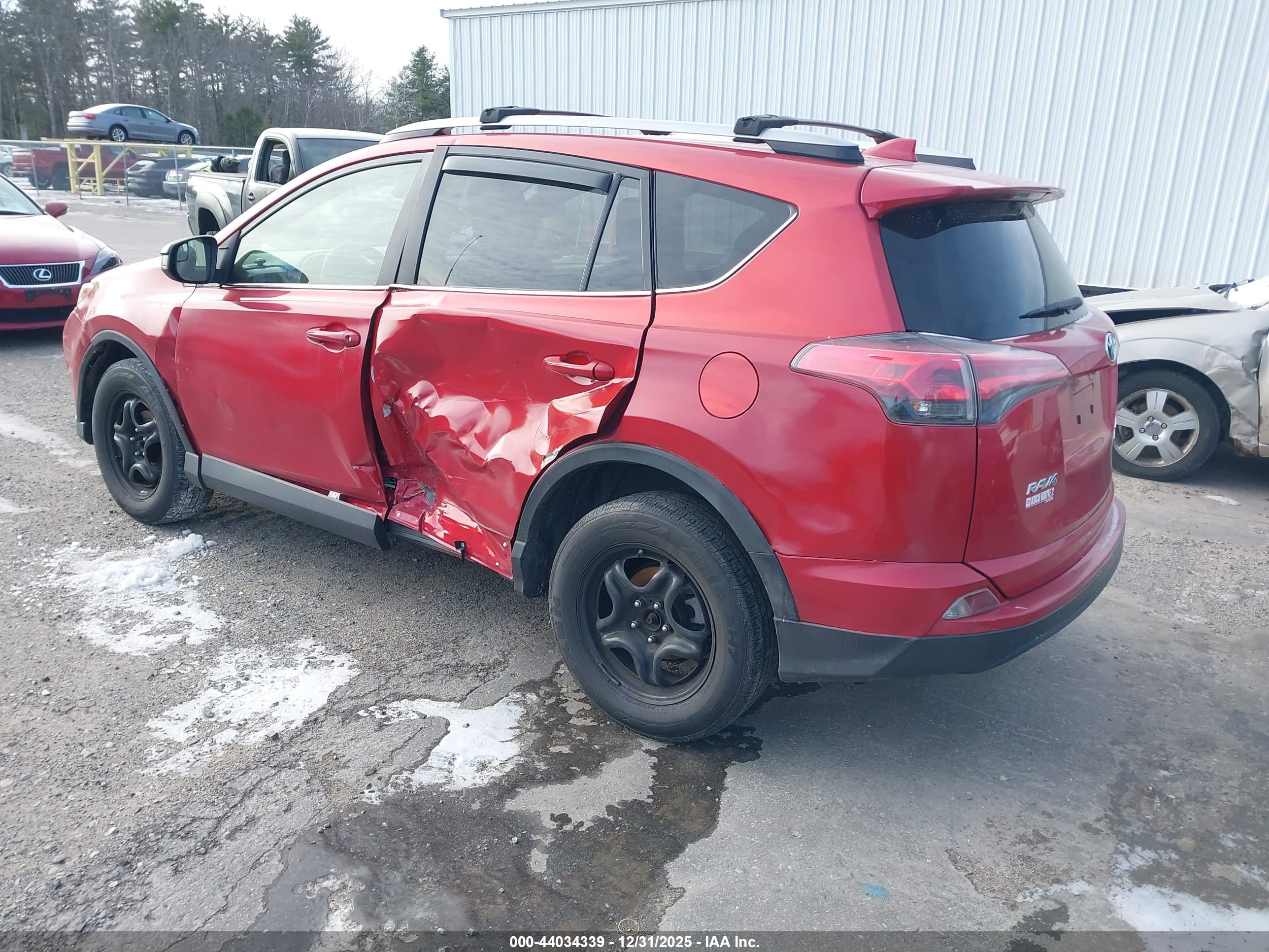 TOYOTA RAV4 image 3