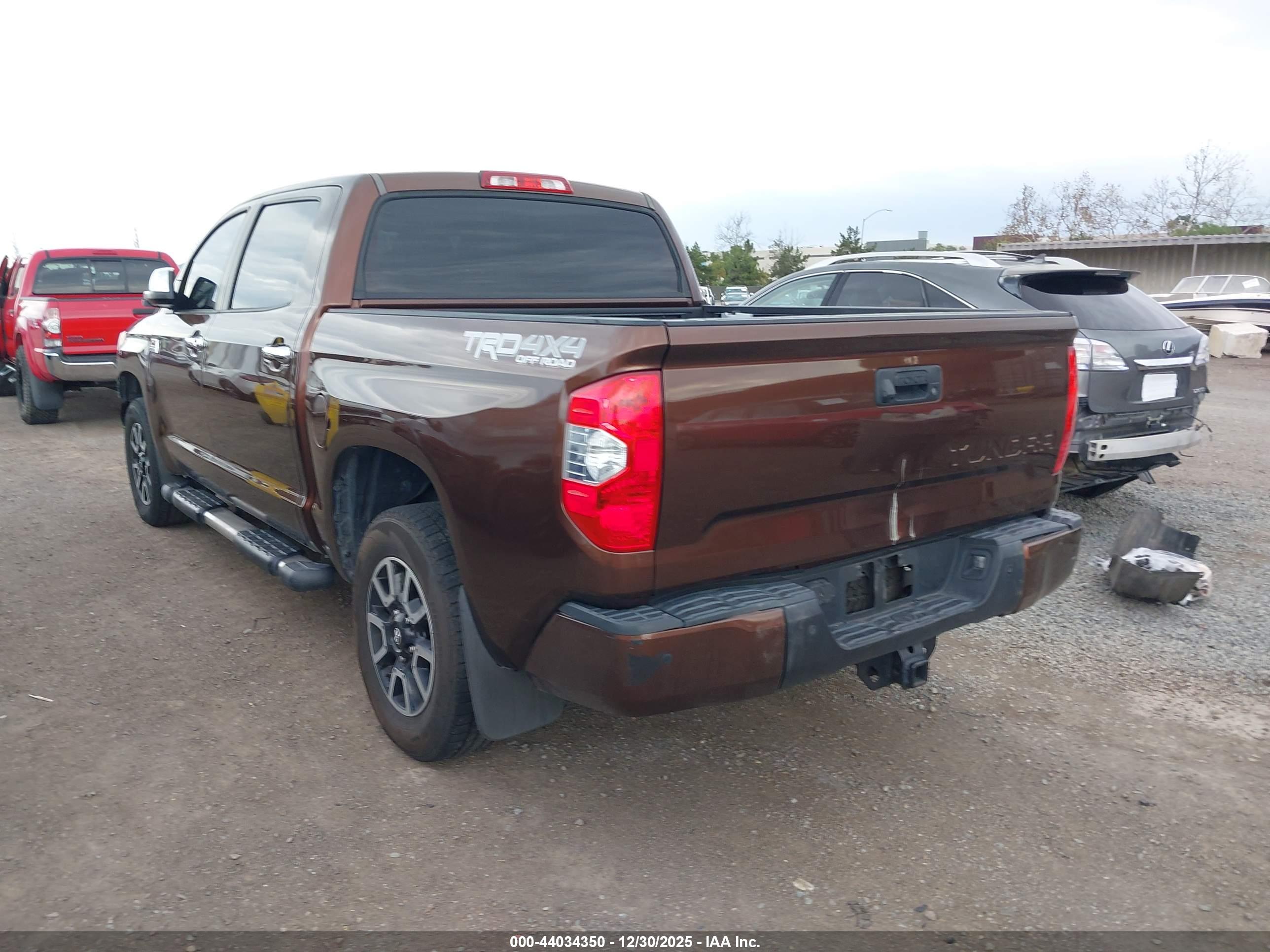 TOYOTA TUNDRA image 3