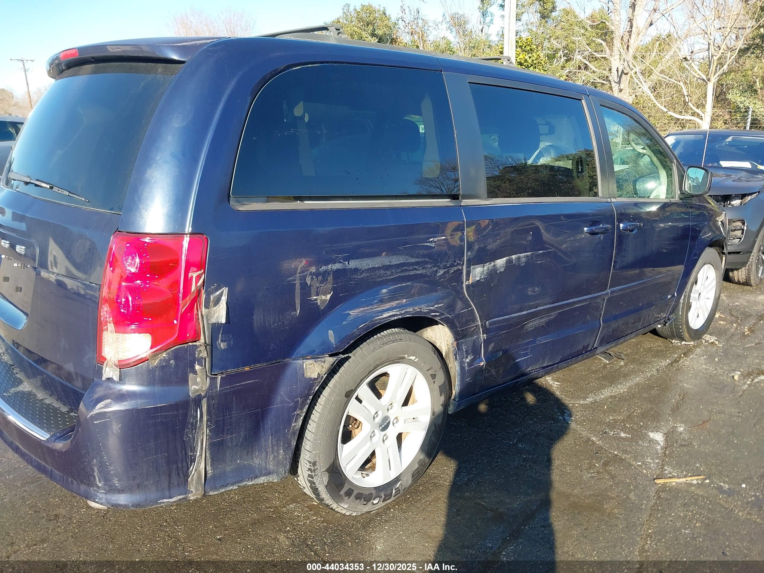 DODGE GRAND image 6