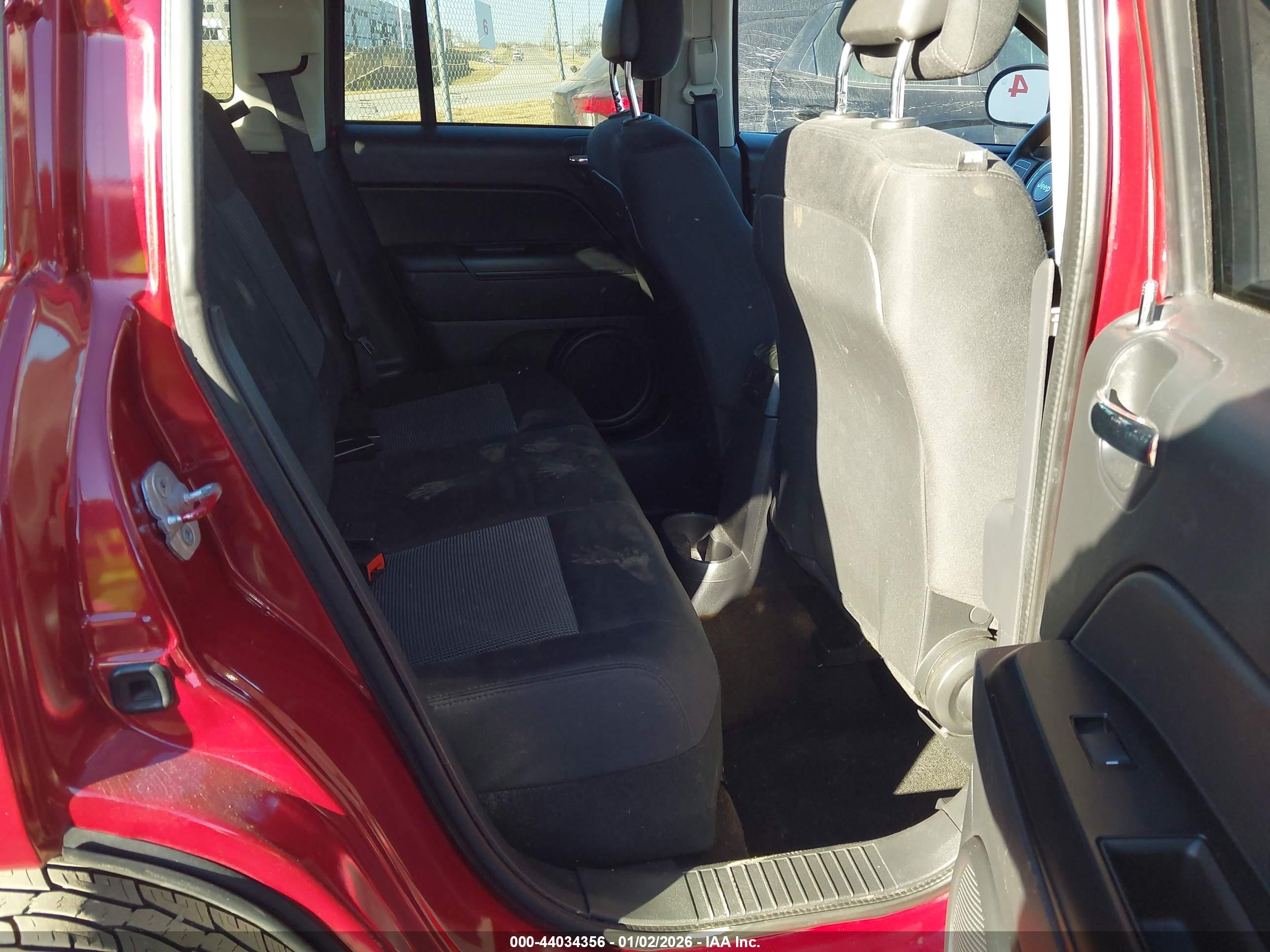 JEEP COMPASS image 8