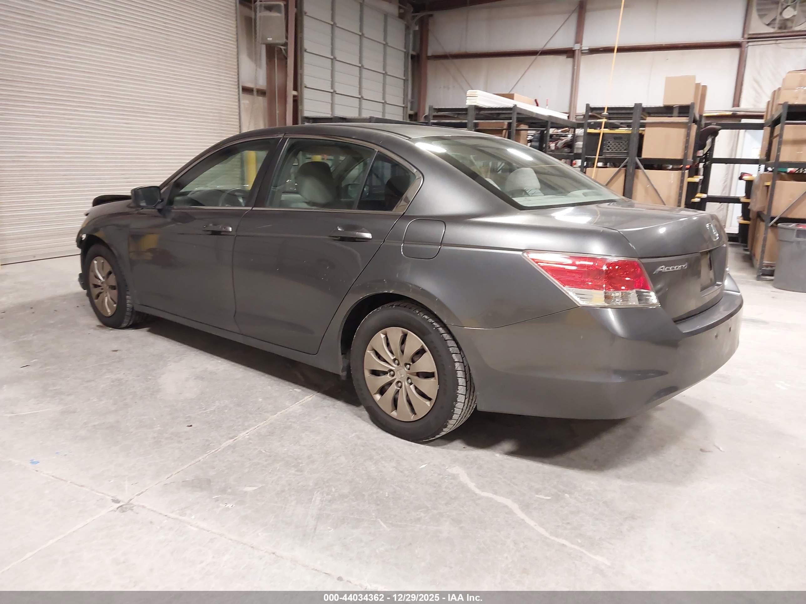 HONDA ACCORD image 3