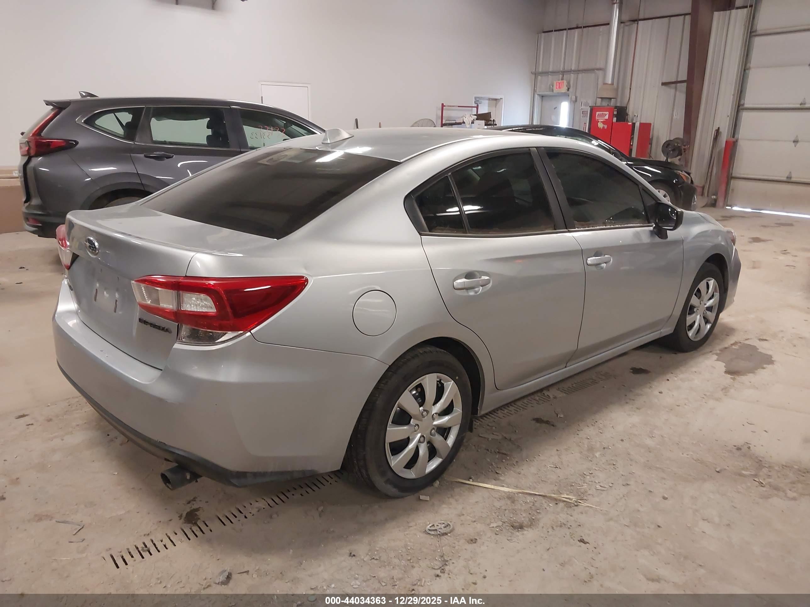 SUBARU IMPREZA image 4
