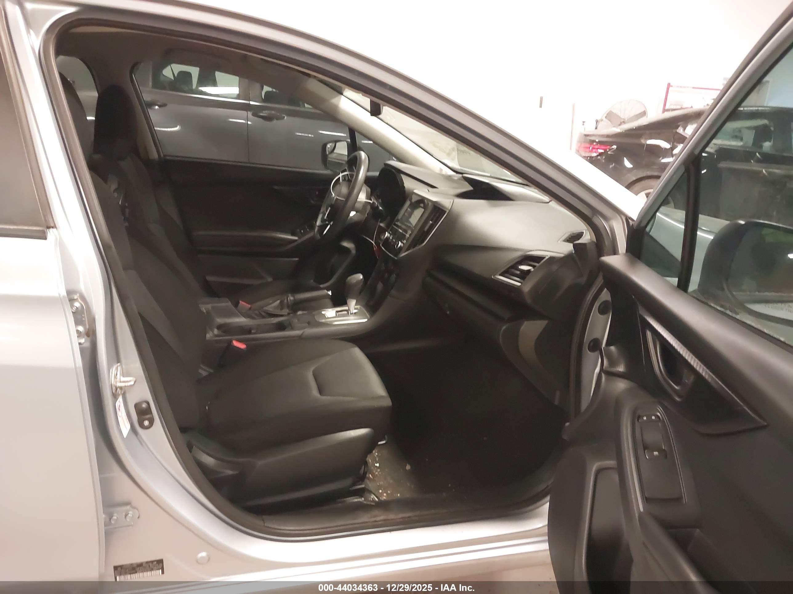 SUBARU IMPREZA image 5