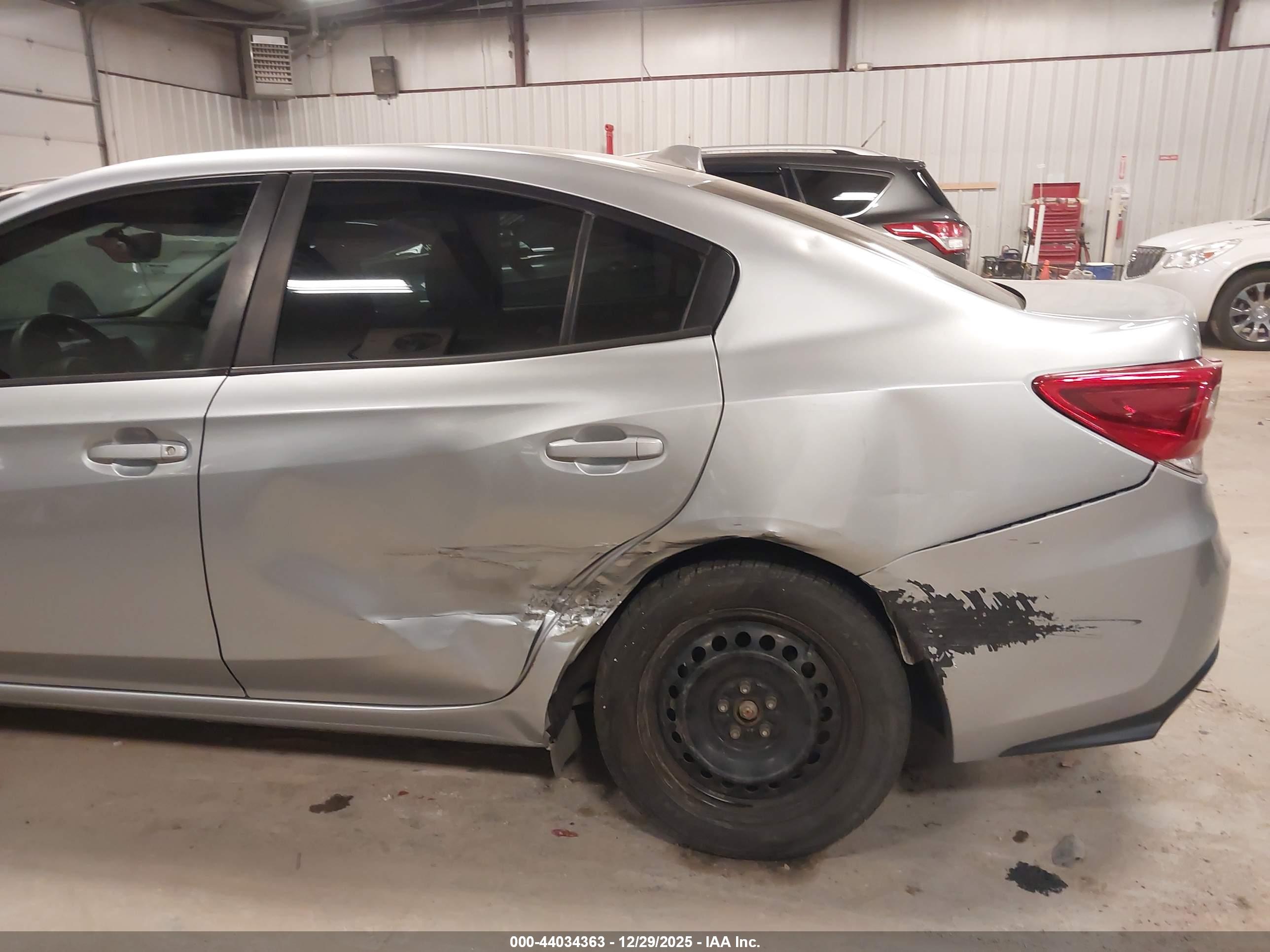 SUBARU IMPREZA image 6
