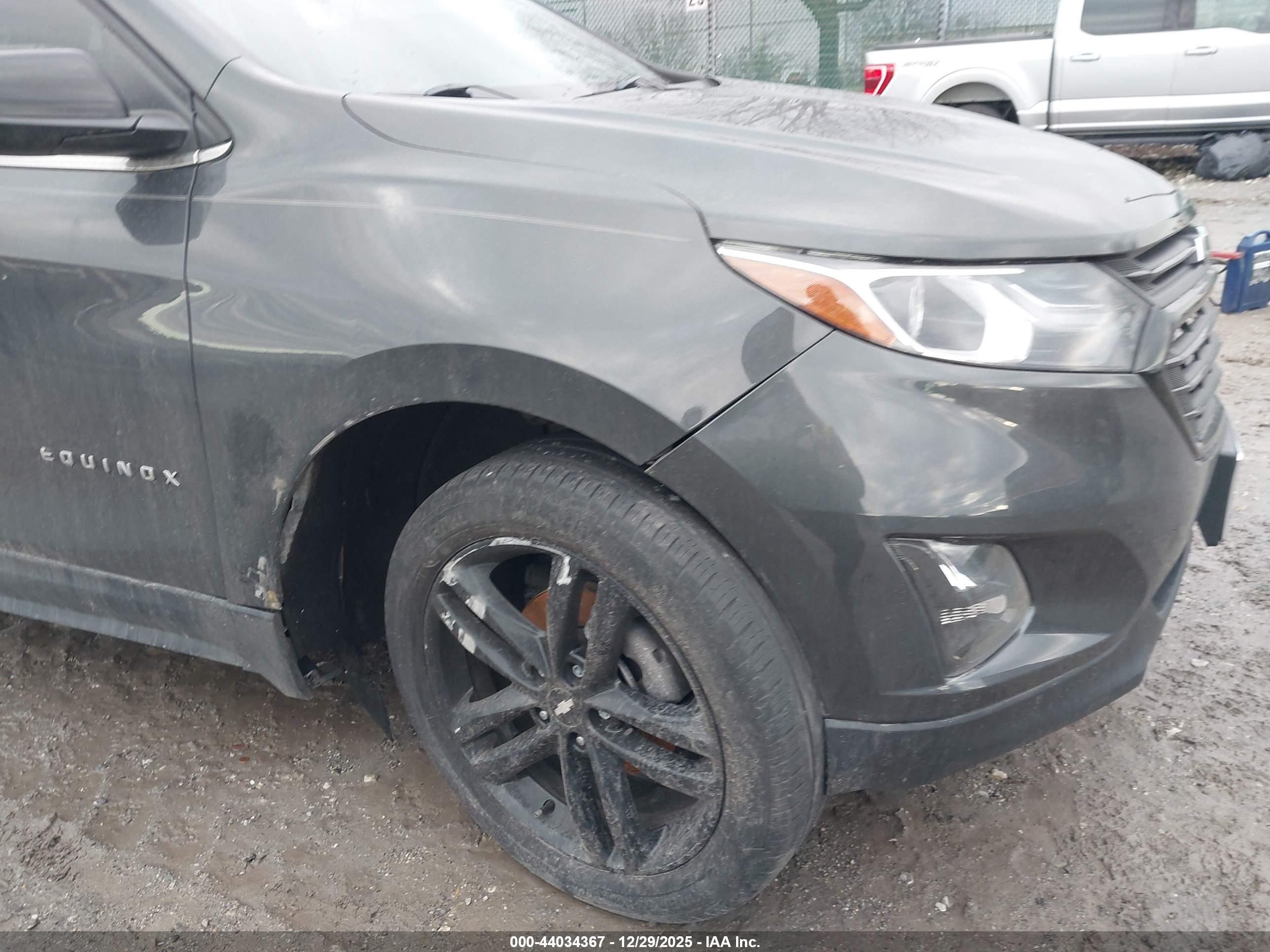 CHEVROLET EQUINOX image 6