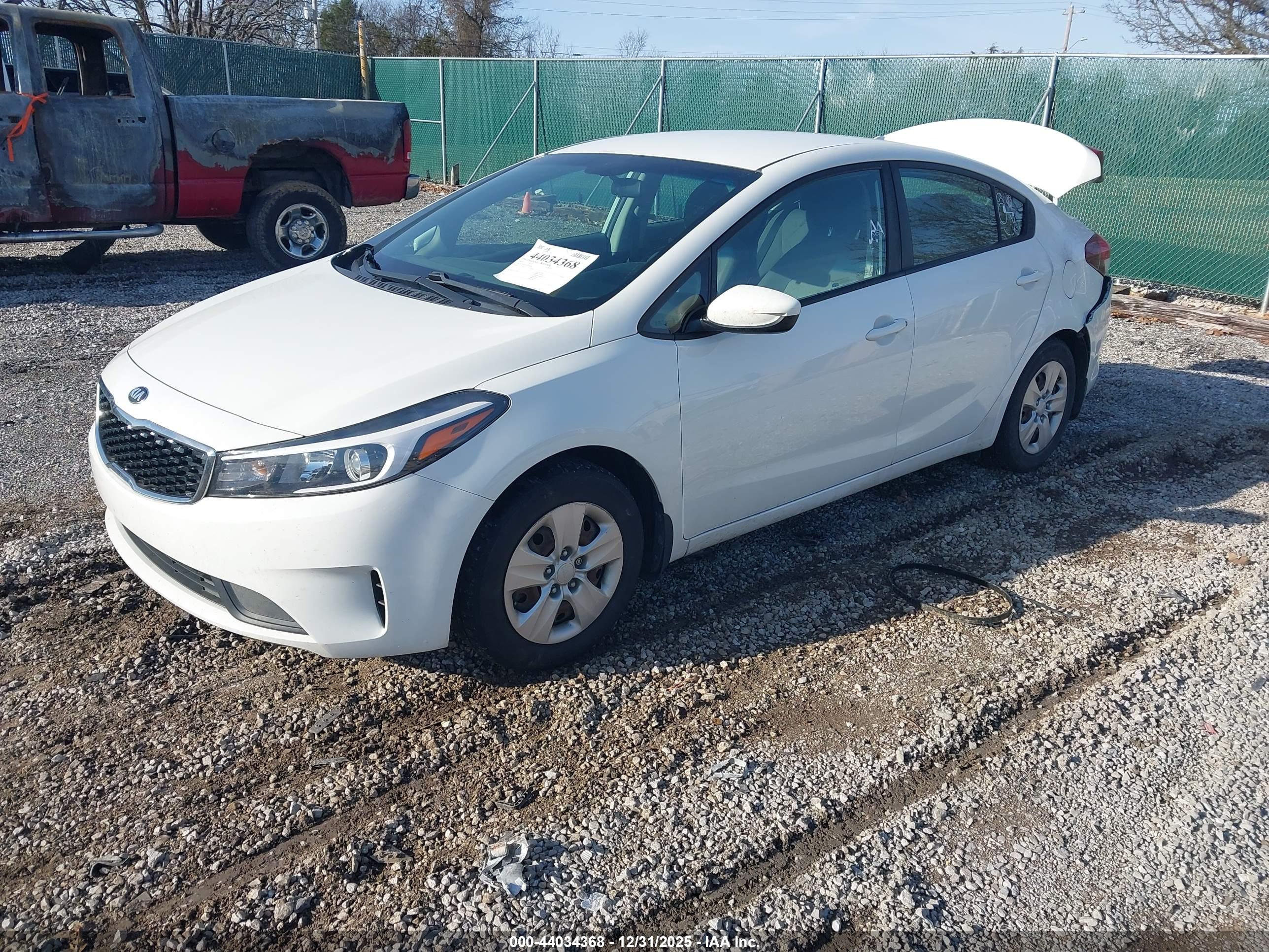 KIA FORTE image 2