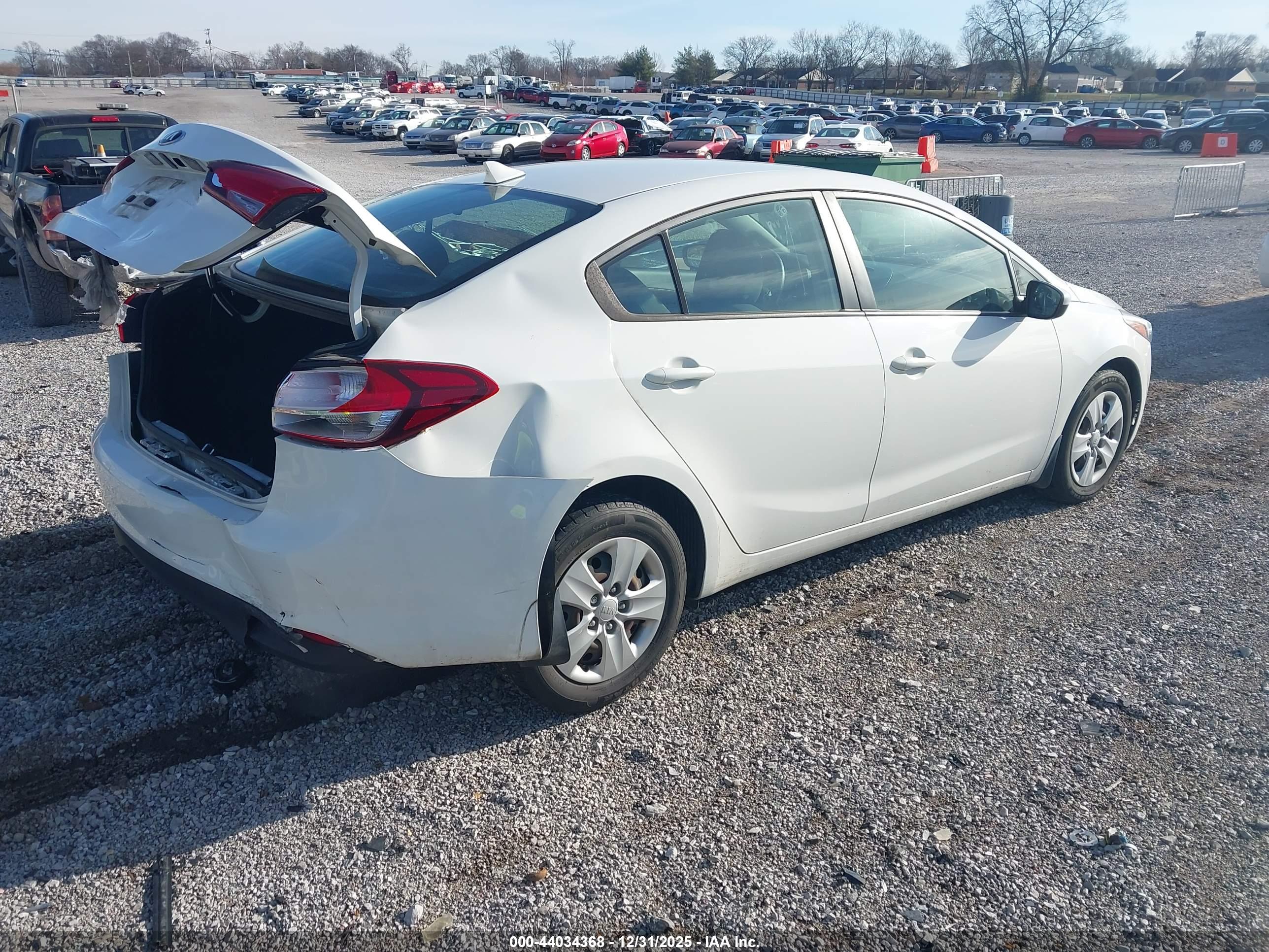 KIA FORTE image 4