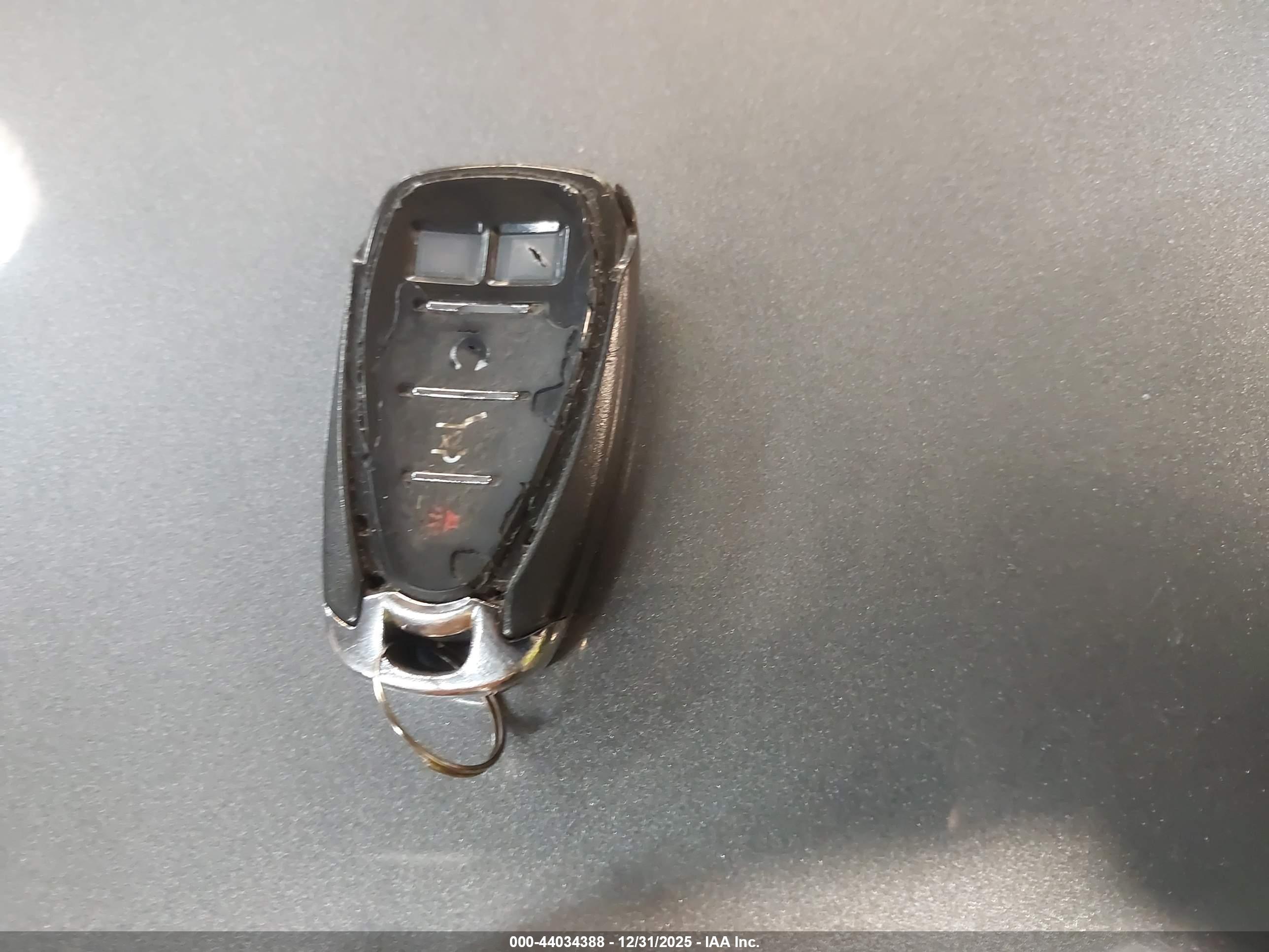 CHEVROLET TRAVERSE image 11