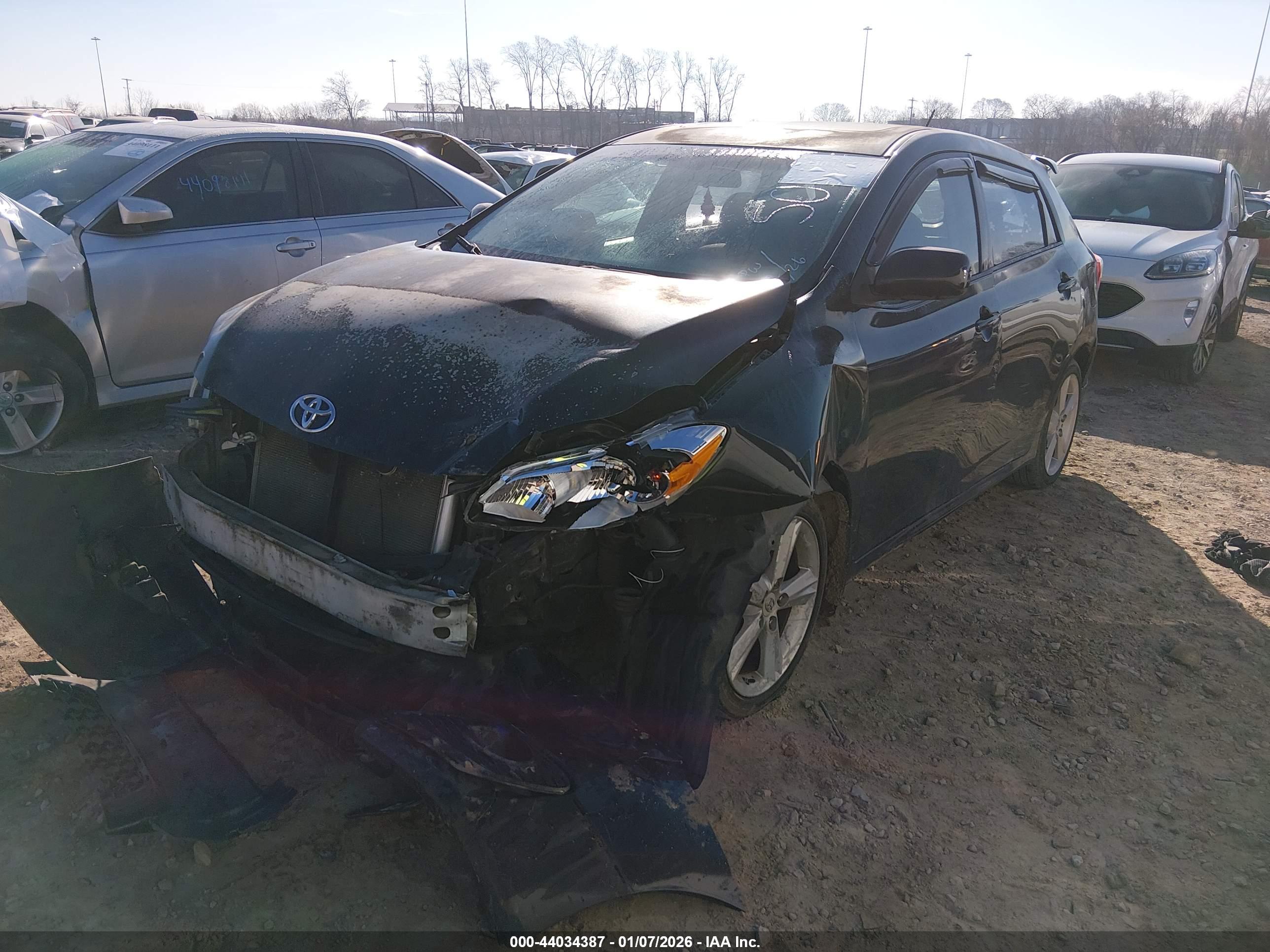 TOYOTA MATRIX image 2