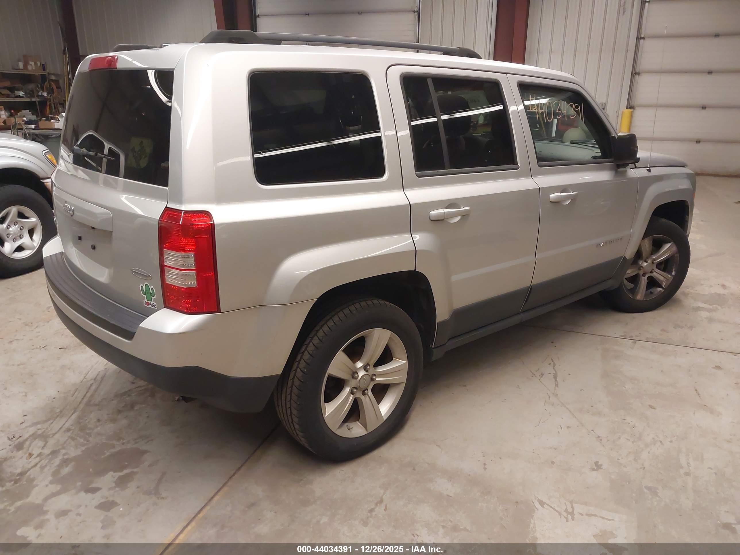 JEEP PATRIOT image 4