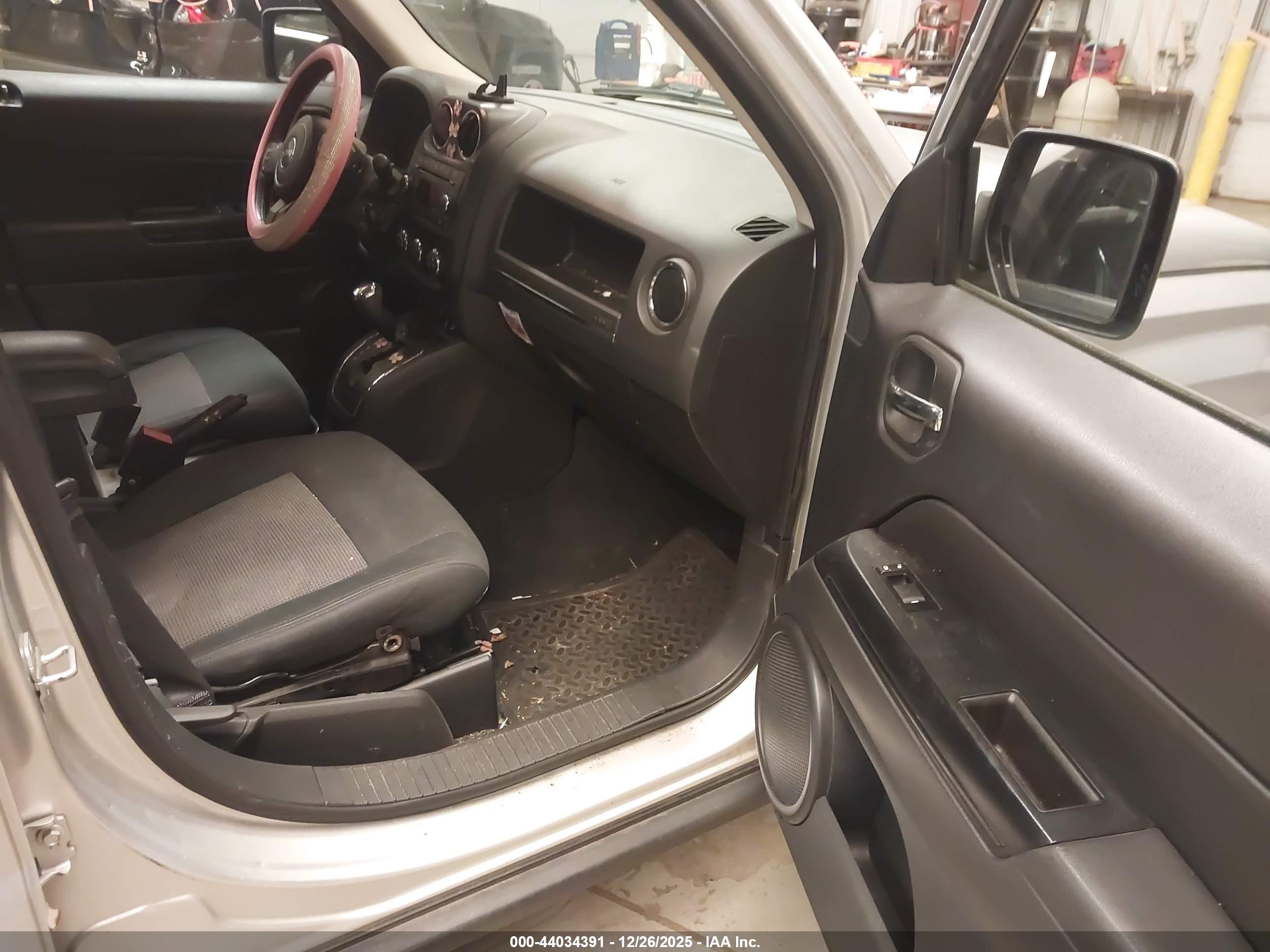JEEP PATRIOT image 5