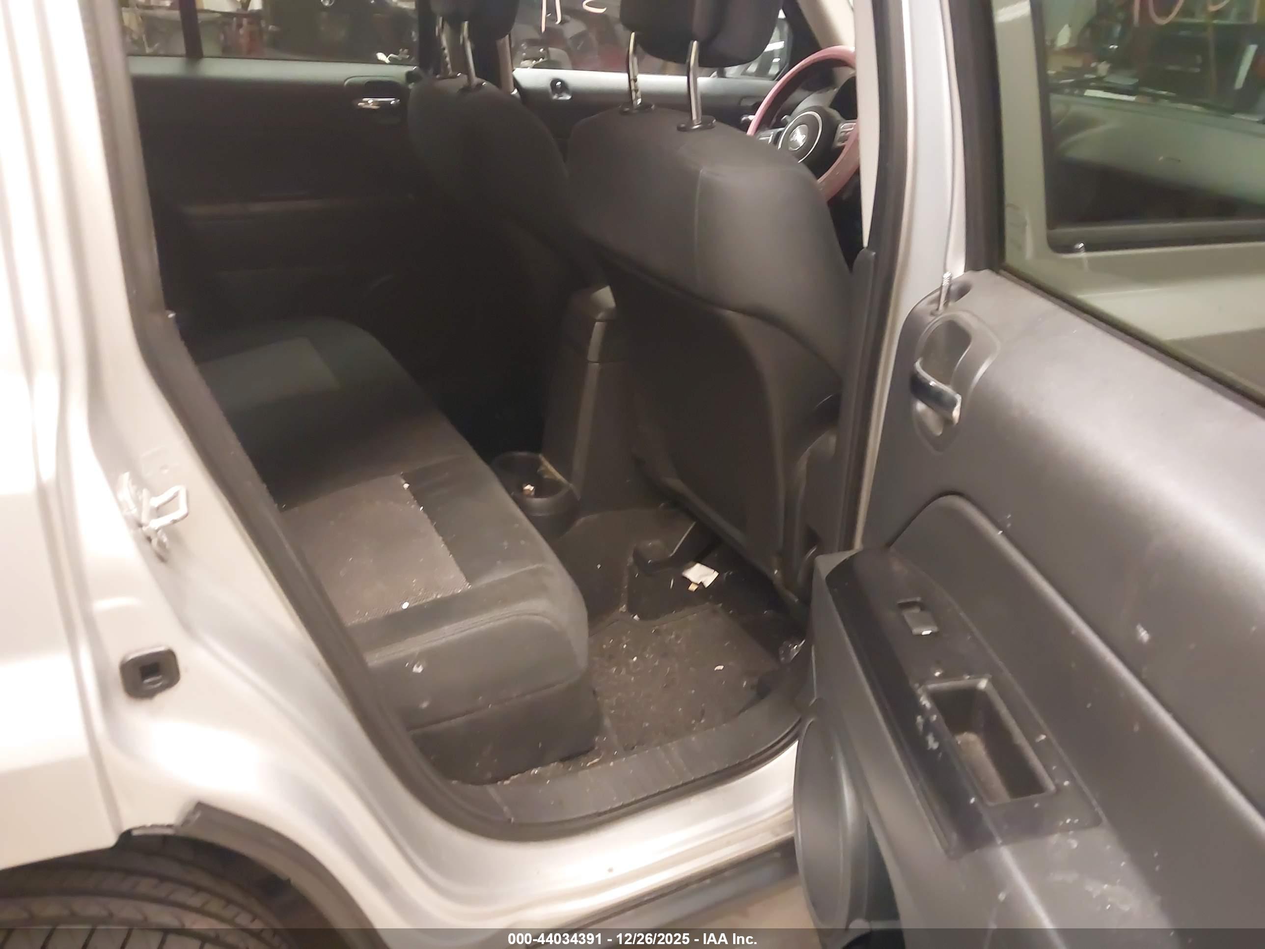 JEEP PATRIOT image 8