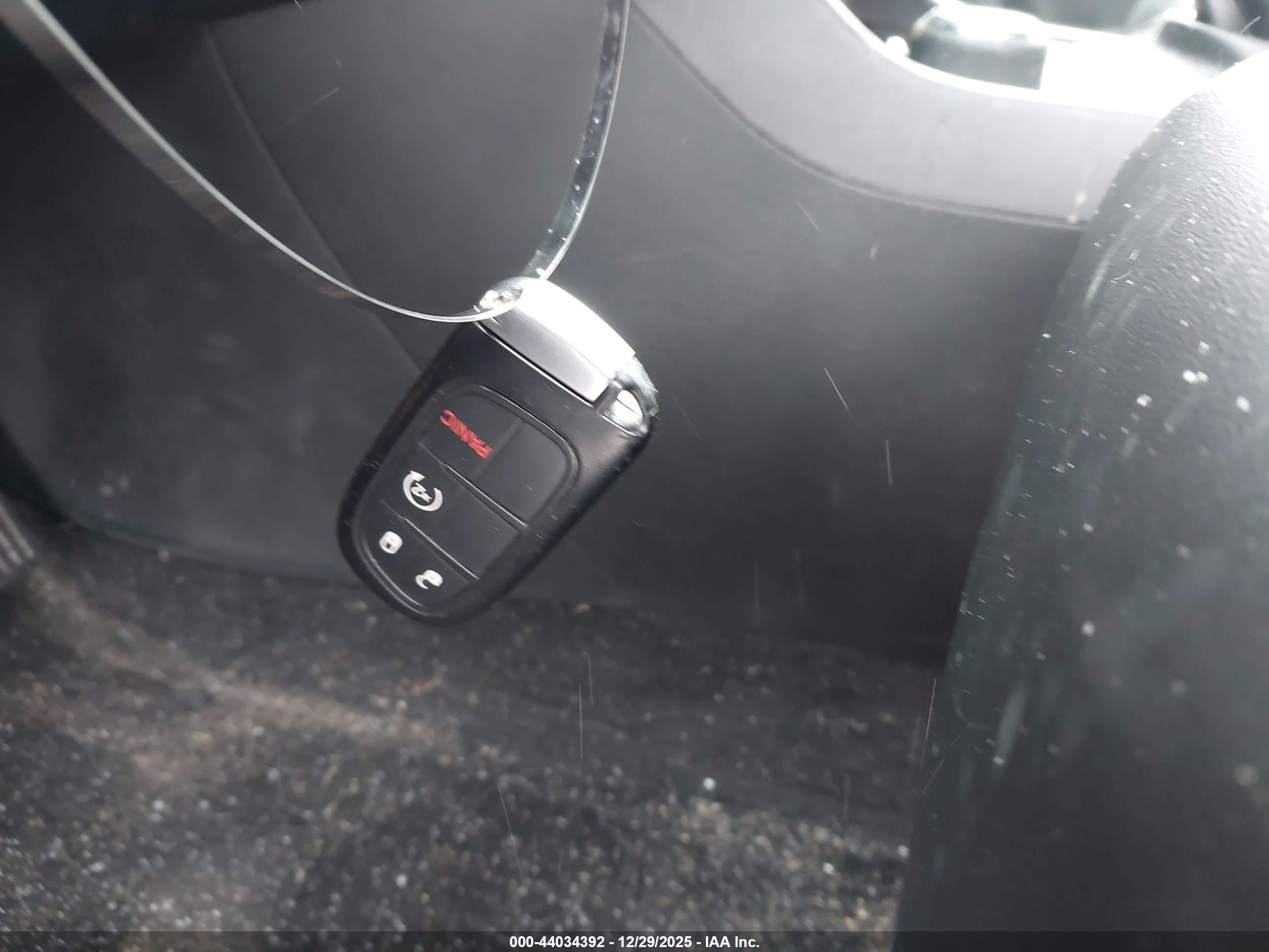 JEEP CHEROKEE image 11