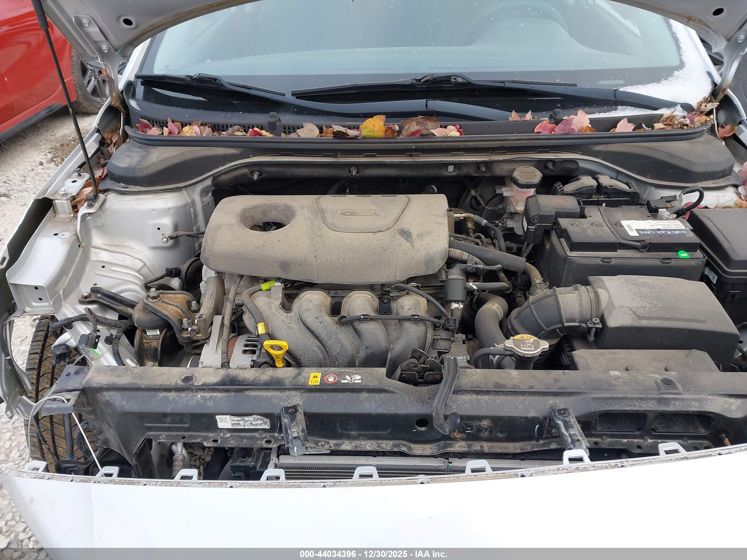 HYUNDAI ACCENT image 10