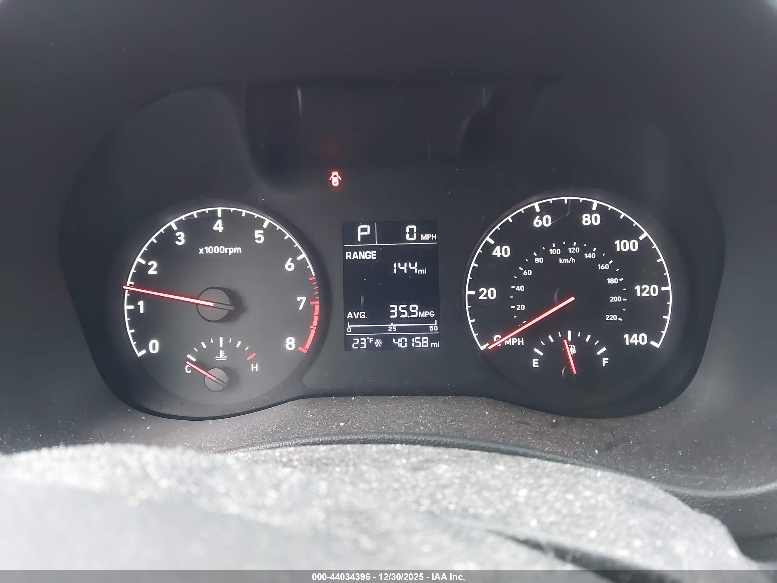 HYUNDAI ACCENT image 7
