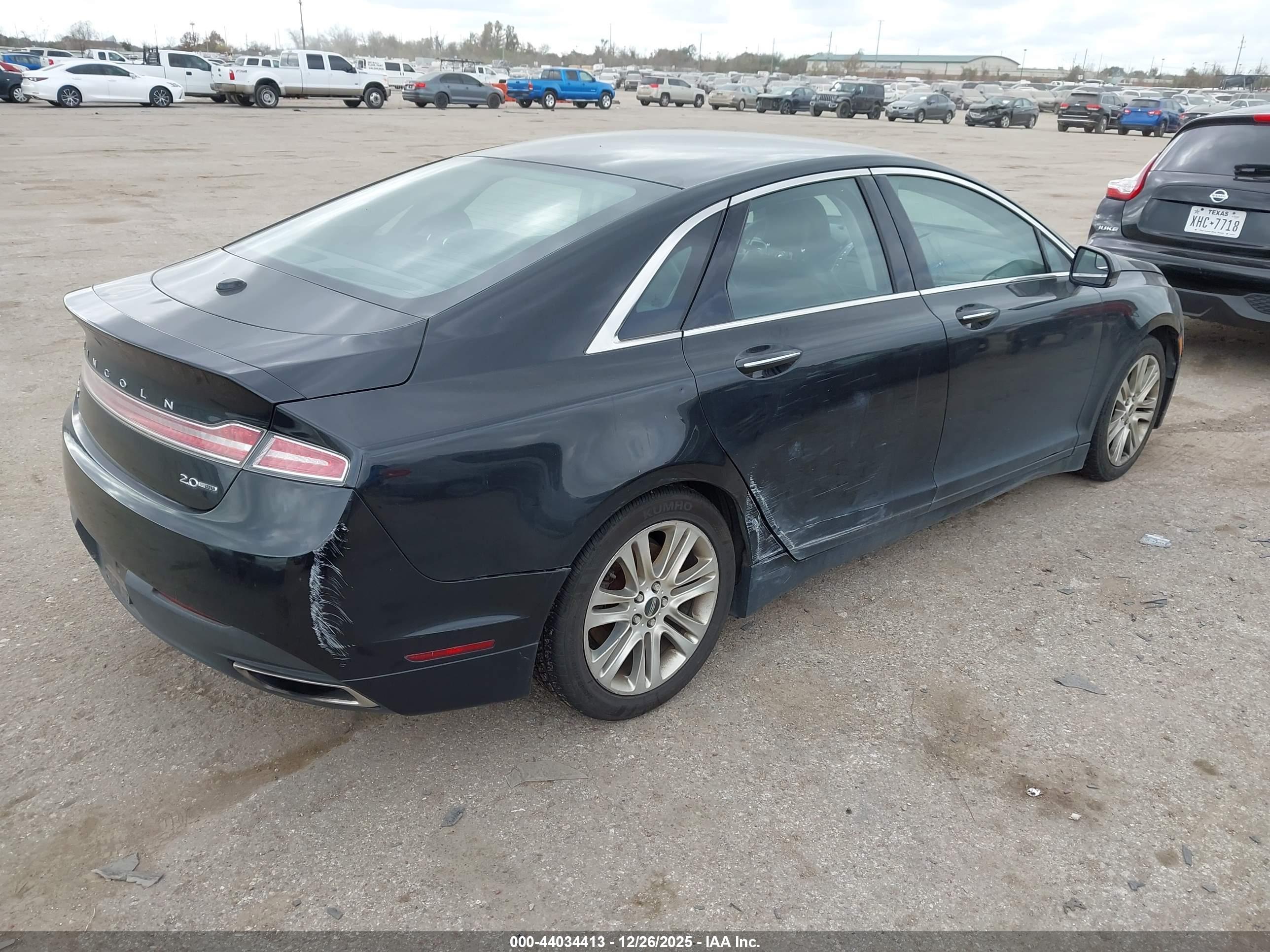LINCOLN MKZ image 4