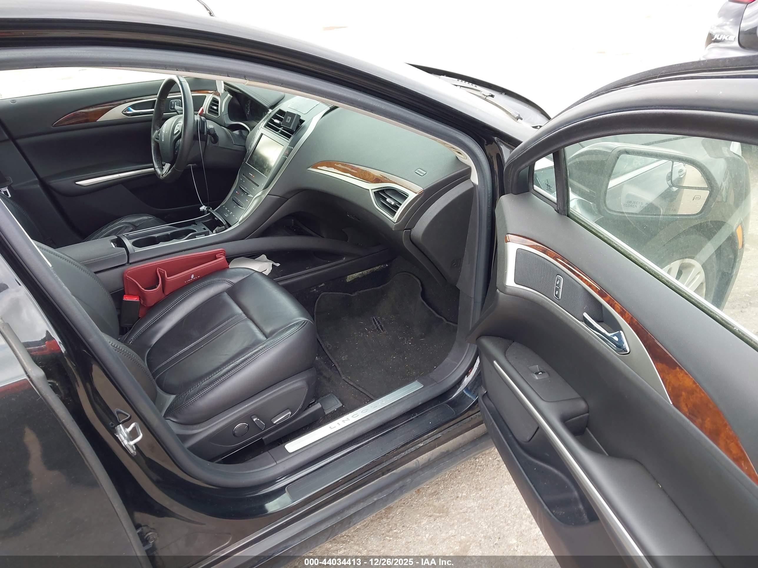 LINCOLN MKZ image 5