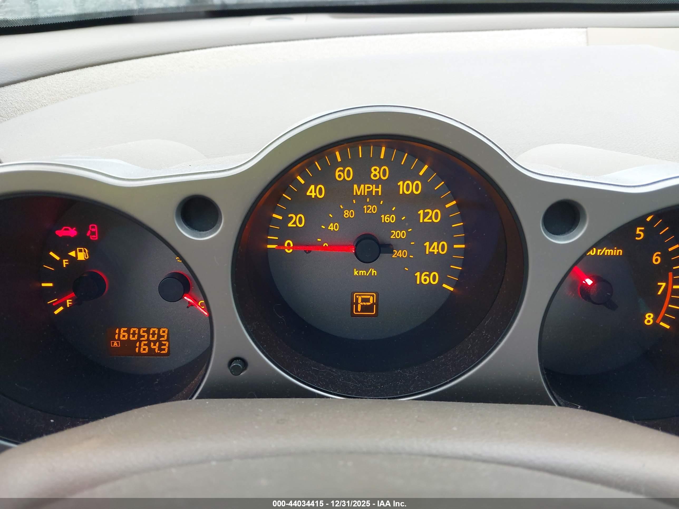NISSAN MAXIMA image 7